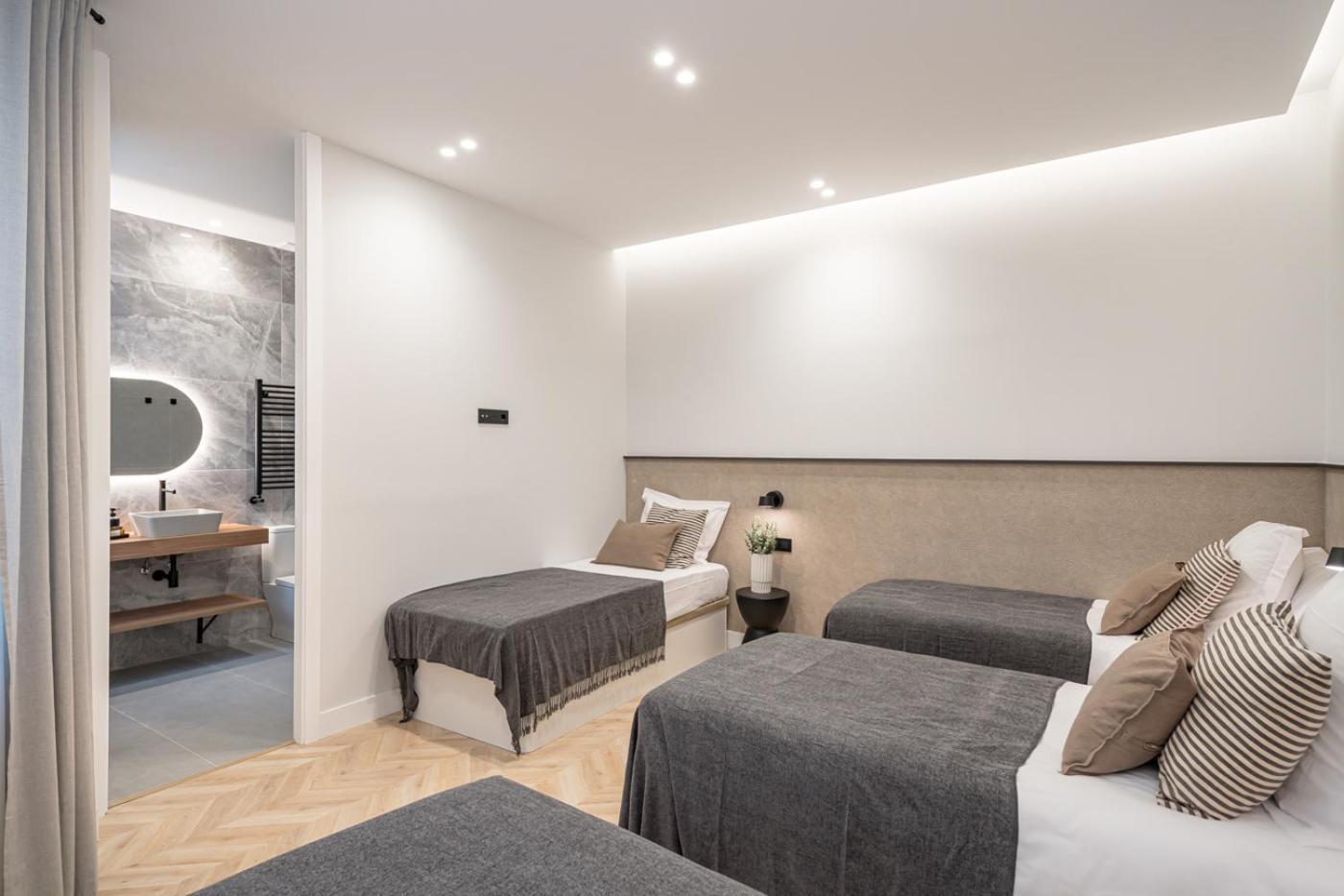Apartamento Centro Xx 5br 6bh Madri