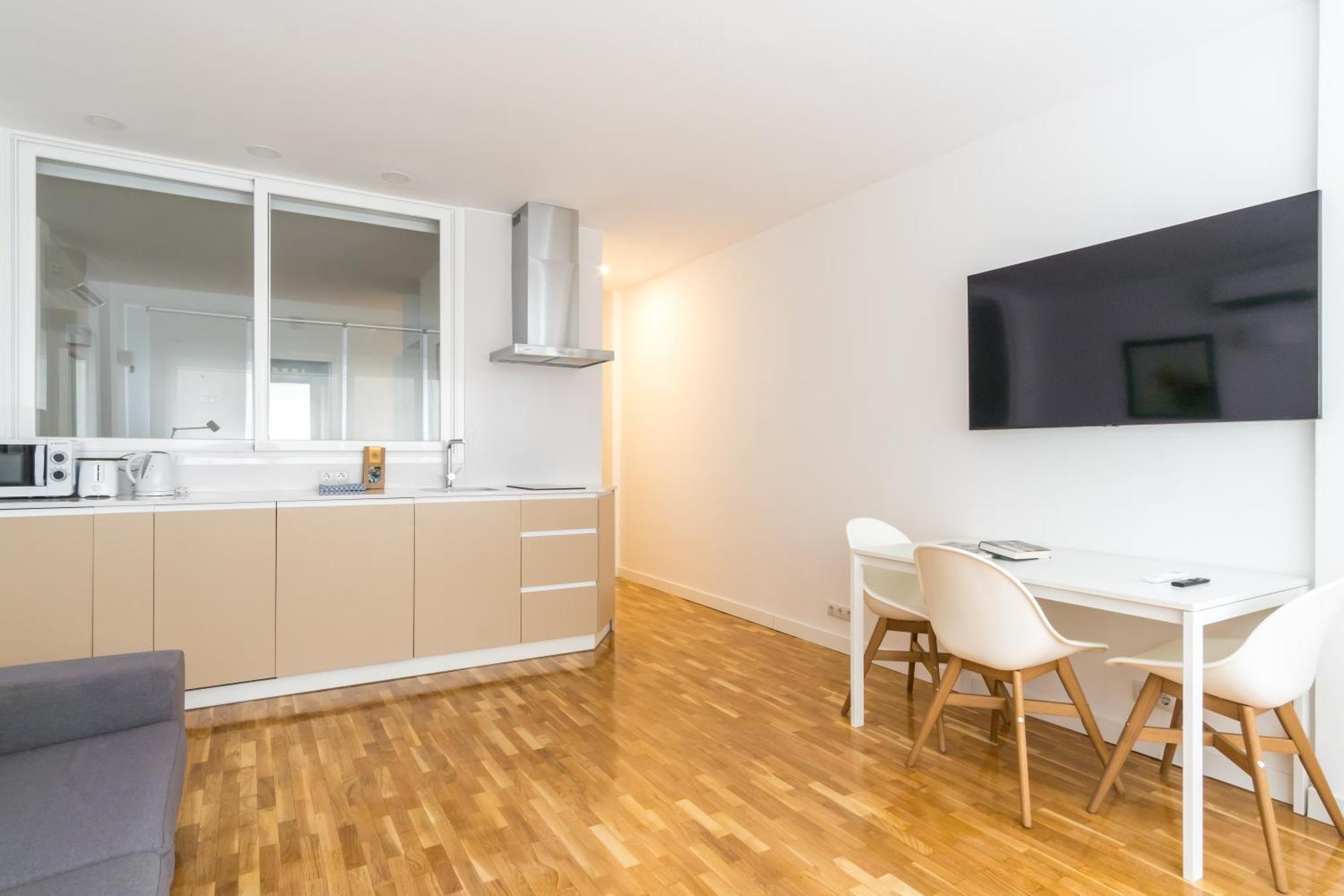 Bright And Cozy - 1bedroom 1bath - Letras Apartamento *