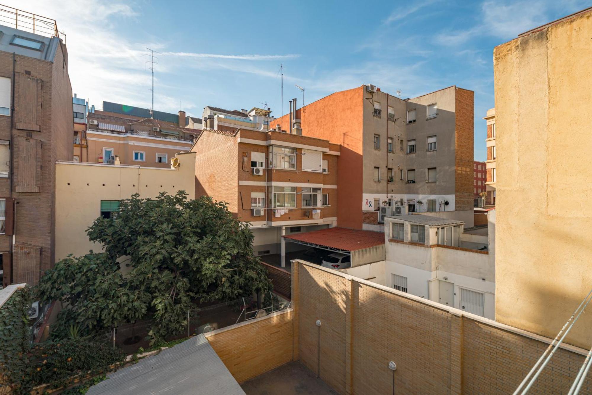 Apartment 2br Av America Bernabeu Stadium *