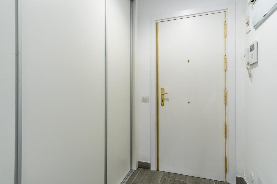 Apartment Brigth- Pool Parking-1bd 1bth-prado
