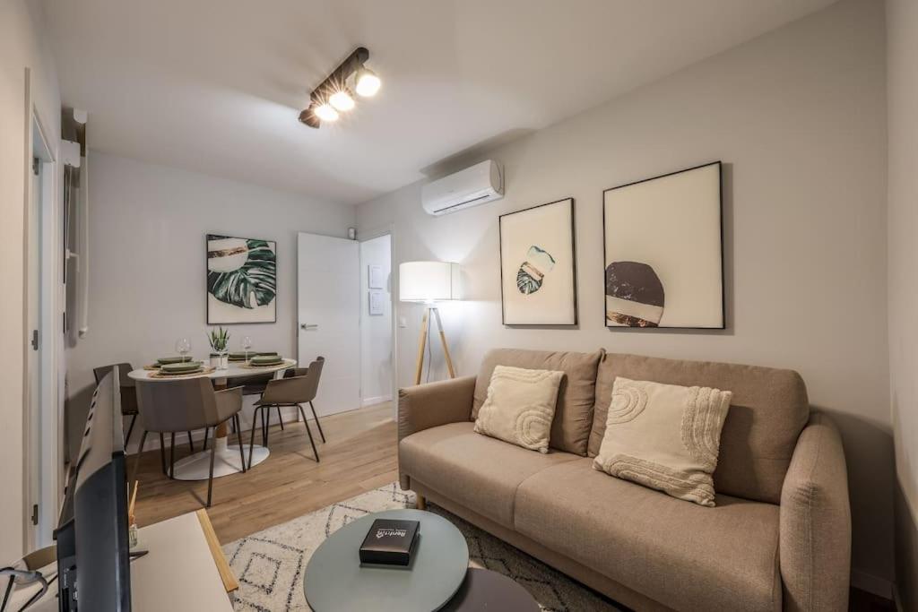 The Secret To A Great In Royal Palace Apartment