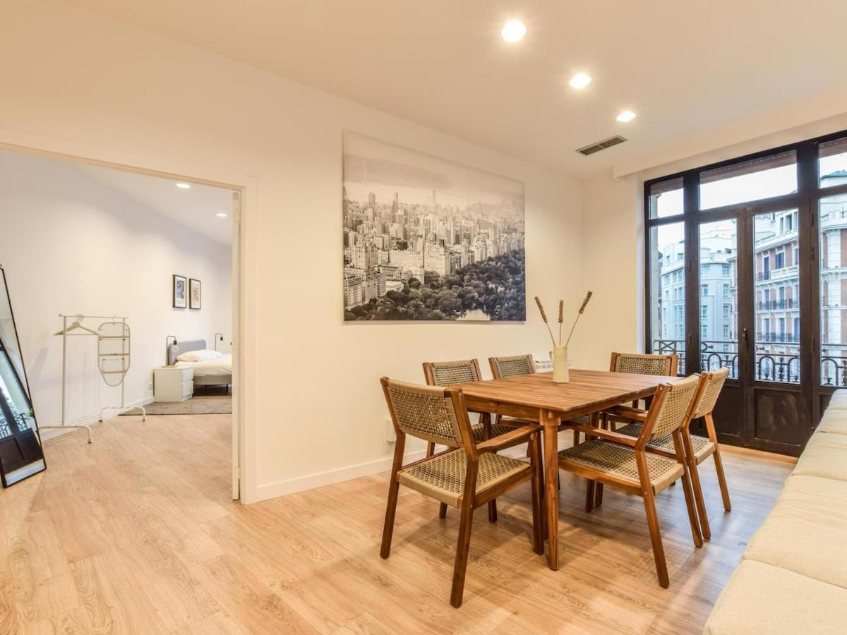 Apartamento En Plaza De Canalejas * Madri