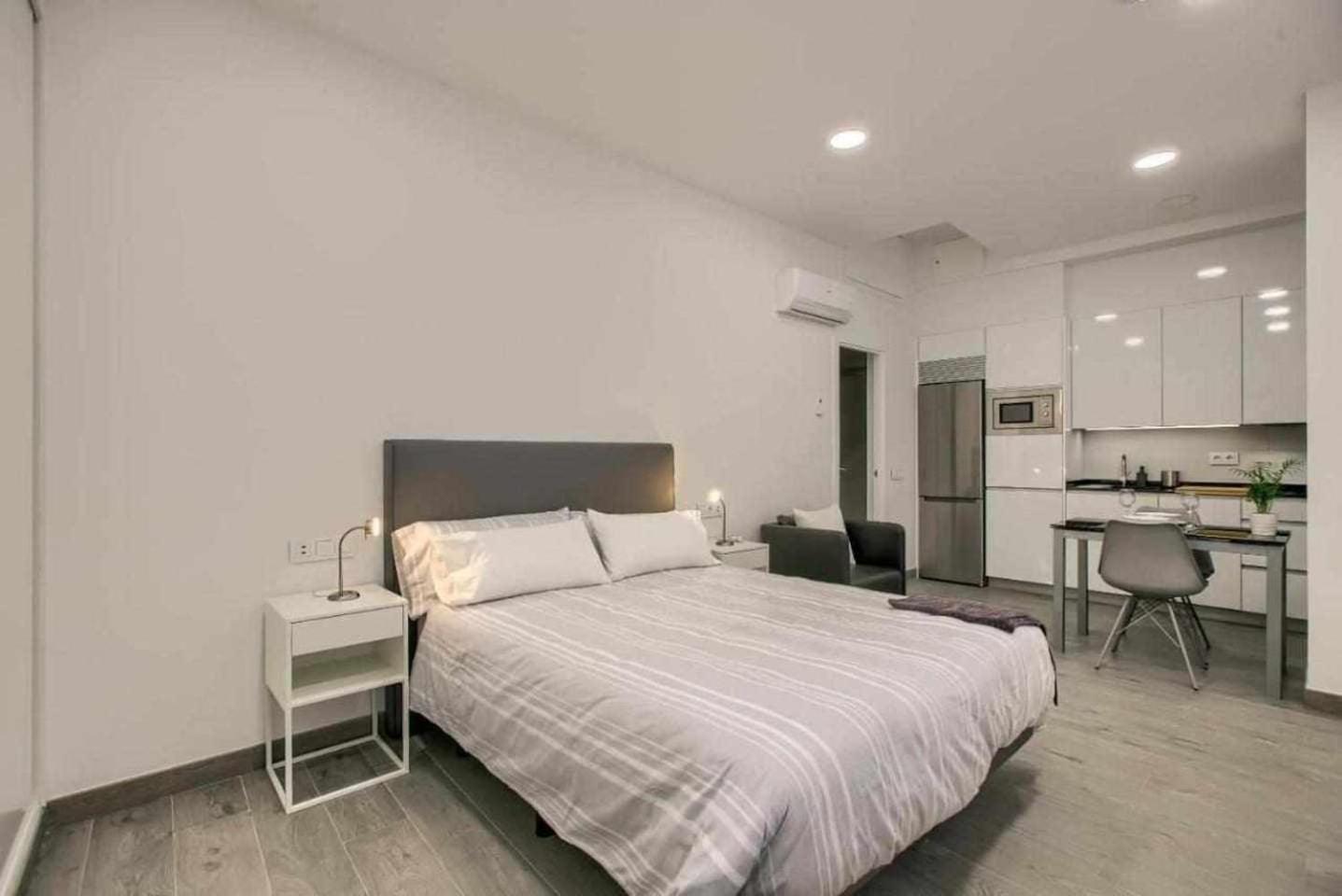 Rina Apartamento1 Apartamento *