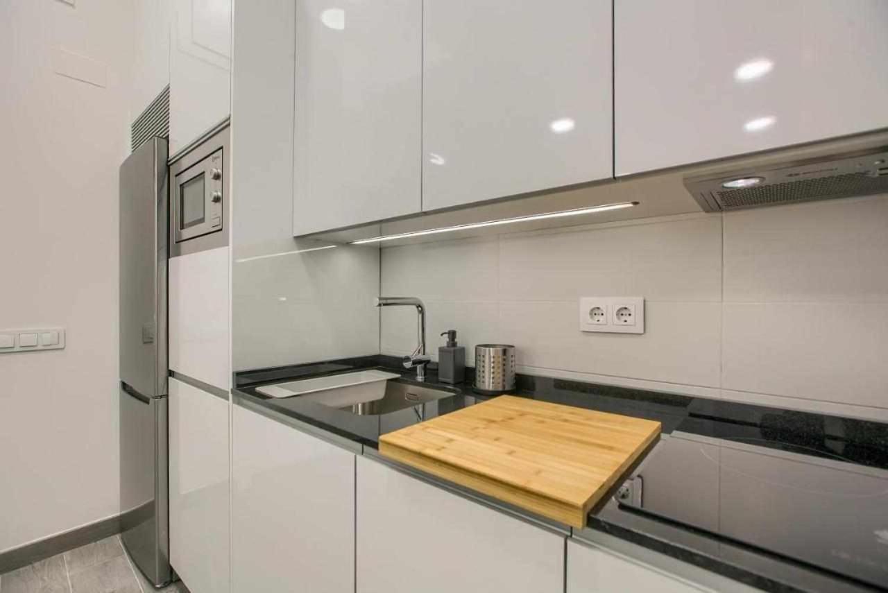 Rina Apartamento1 * Madrid