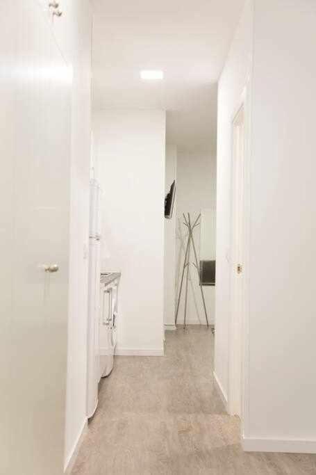 Comodo Y Agradable Estudio En Centro A2 Apartment Madrid