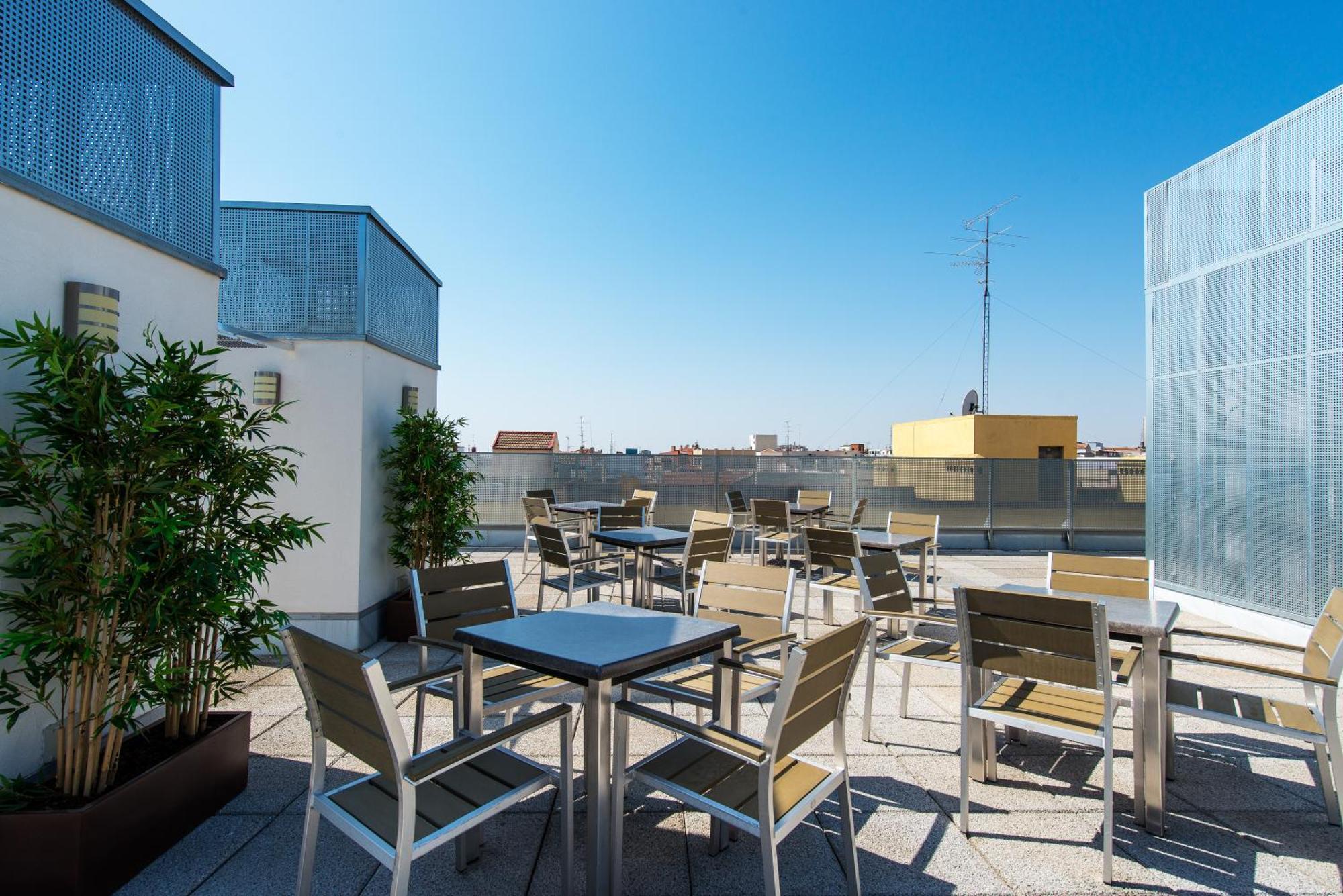 Neomagna Hotel Madrid