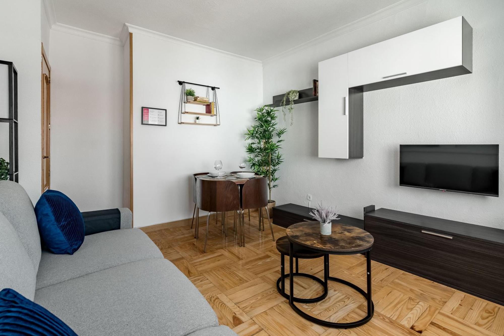 Apartment Fuencarral Center - Apartamento De 1 Dormitorio En El Centro De Madrid *