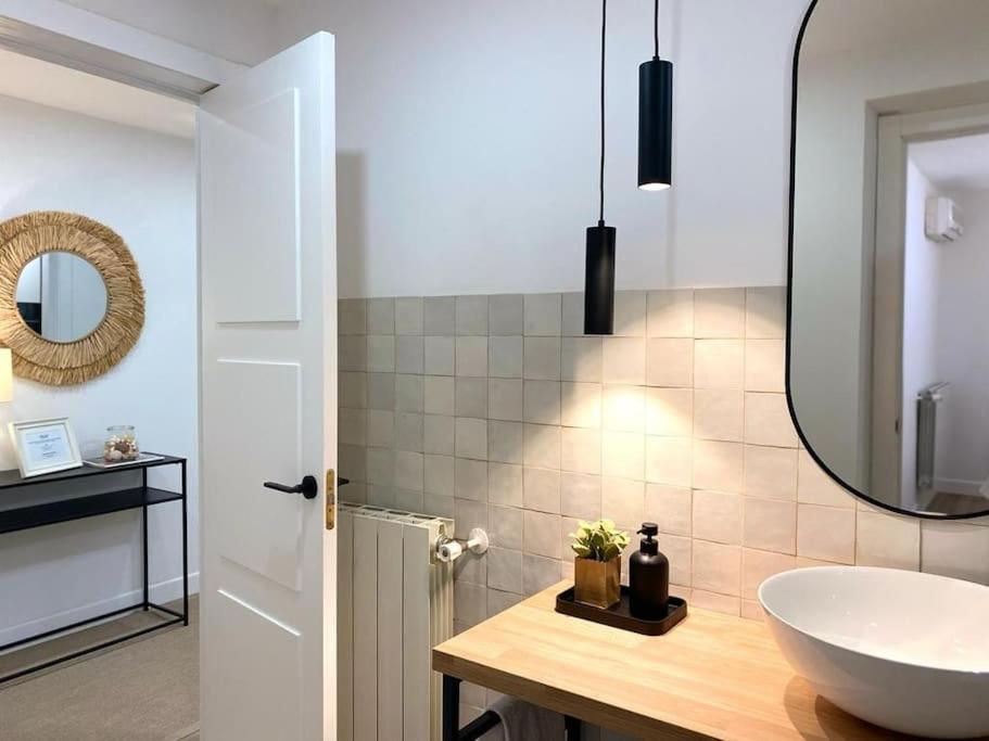Centric Lovely Private Flat 2bd, 2bh + Ac Apartment *