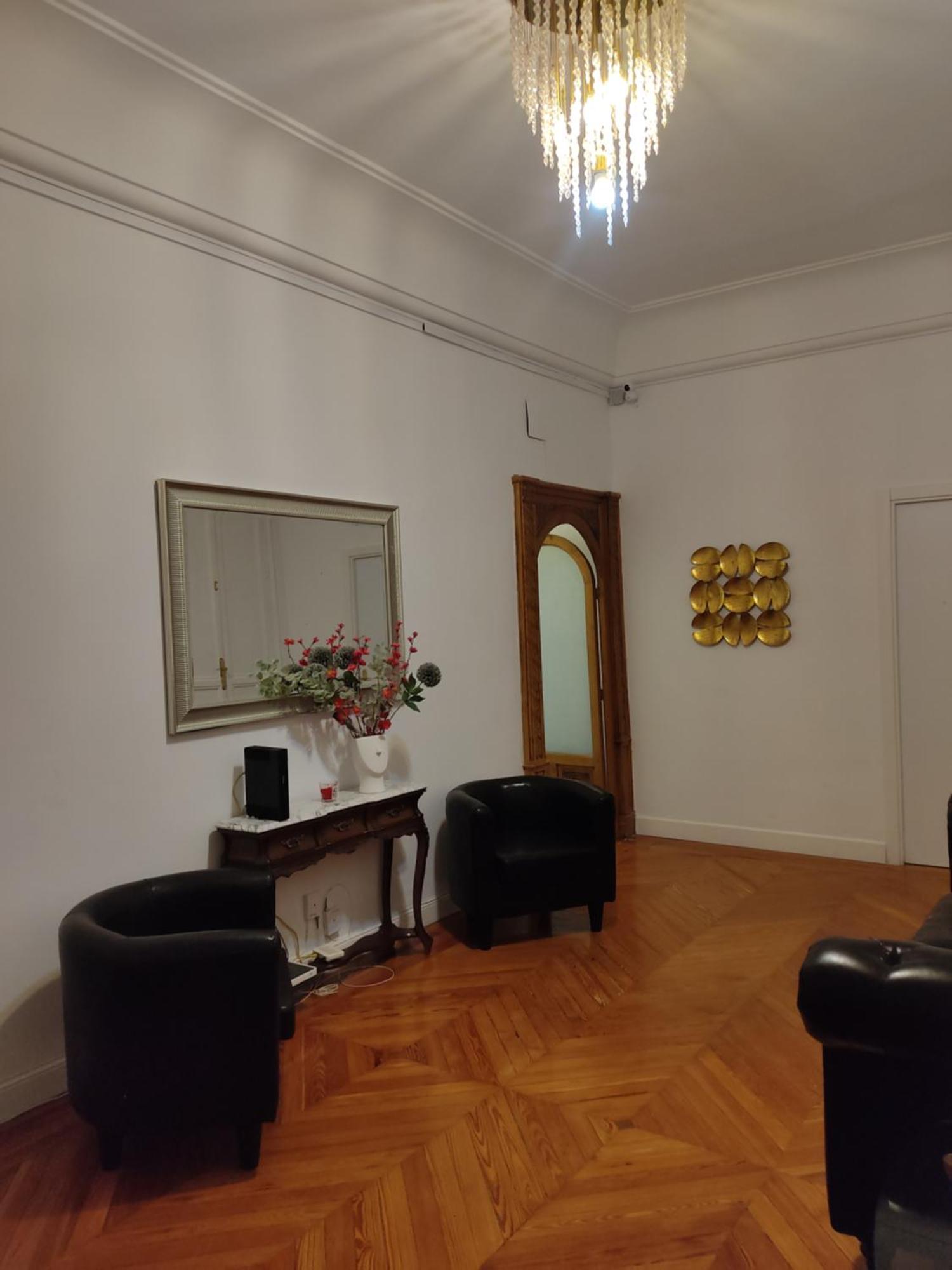 Grand Via House 3* Madri