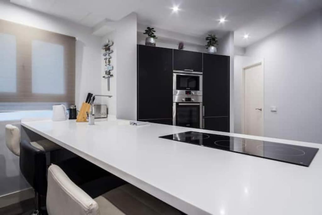 Modern Flat In The Center - Seg Apartment *