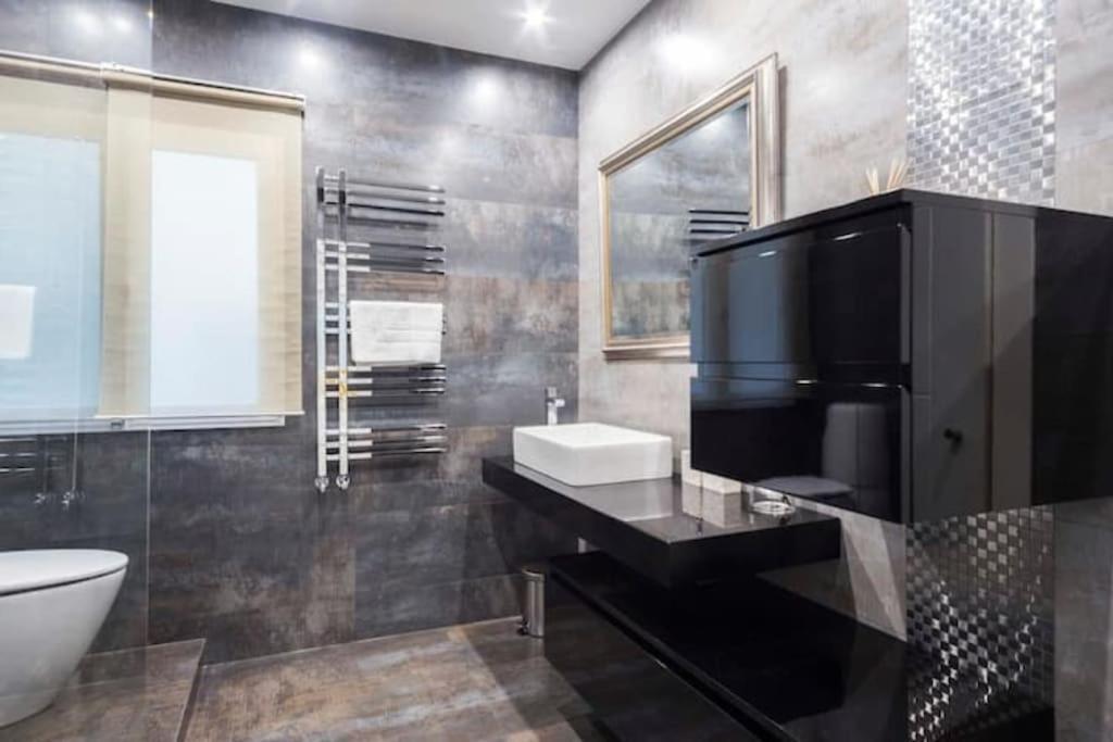 Apartment Modern Flat In The Center - Seg