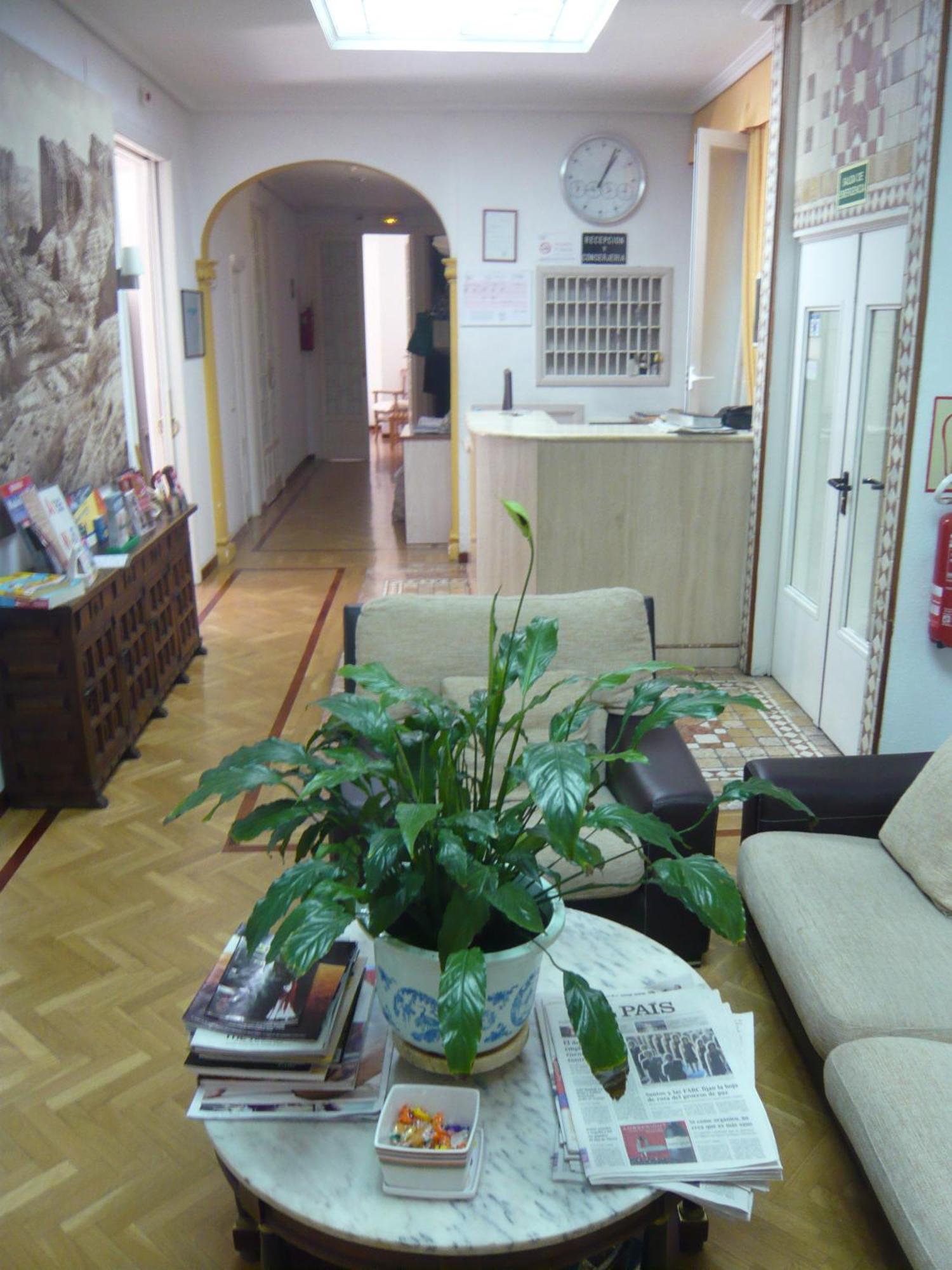 Pensión Triana 3*