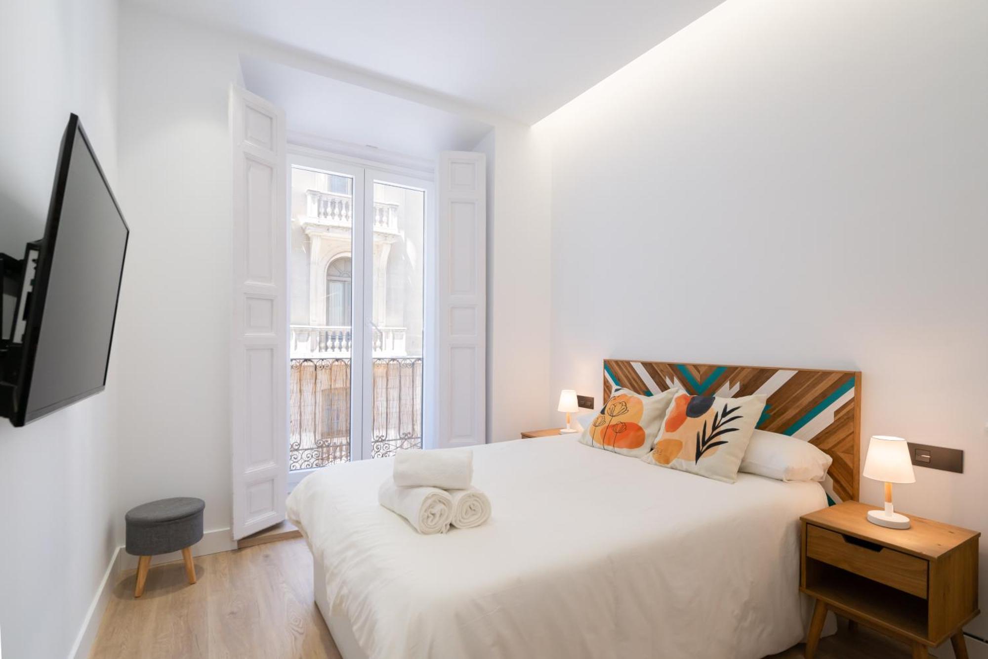 Apartment Chueca Hortaleza 12pax 5 Bedrooms 5 Baths