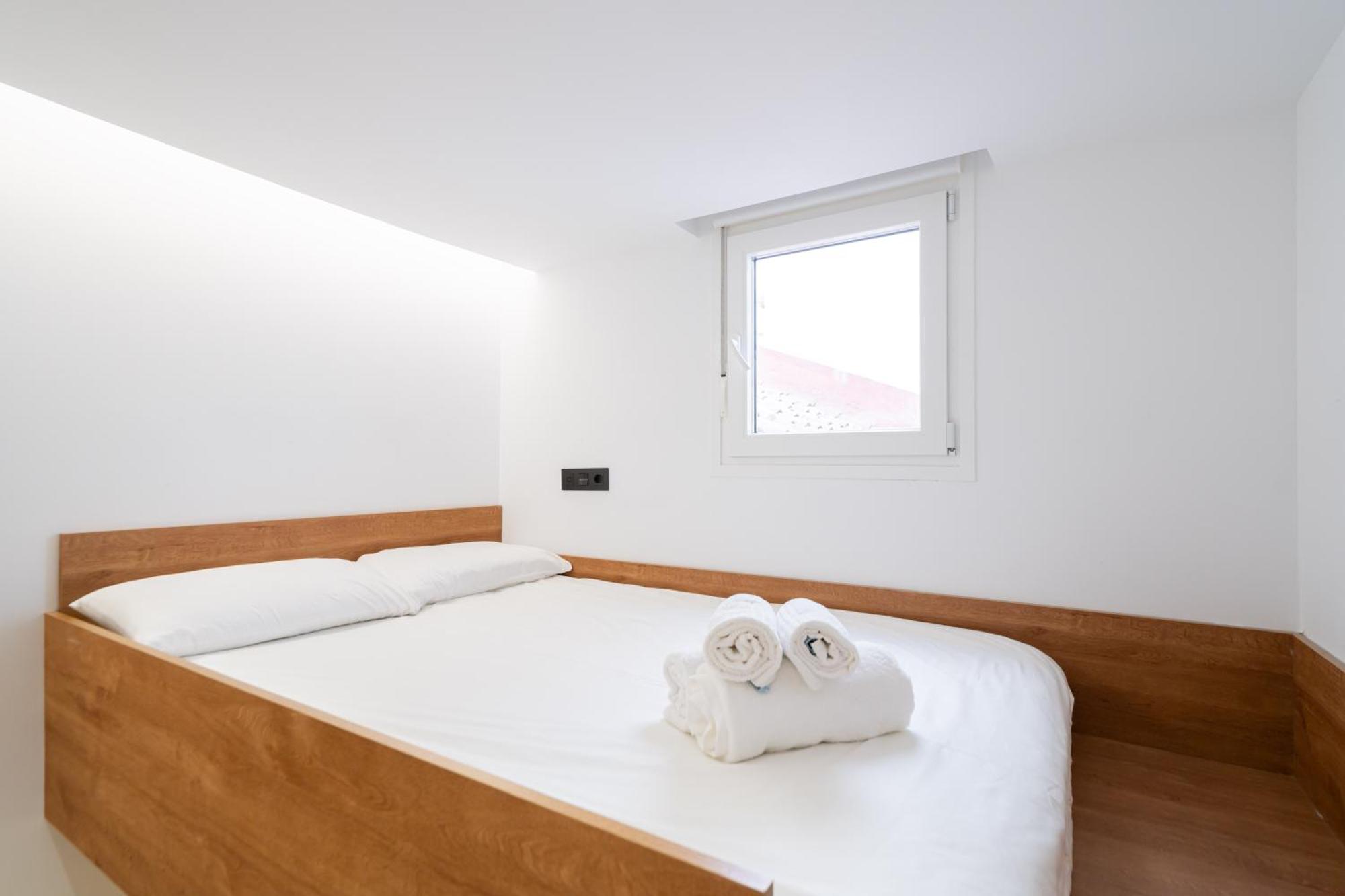 Apartment Chueca Hortaleza 12pax 5 Bedrooms 5 Baths