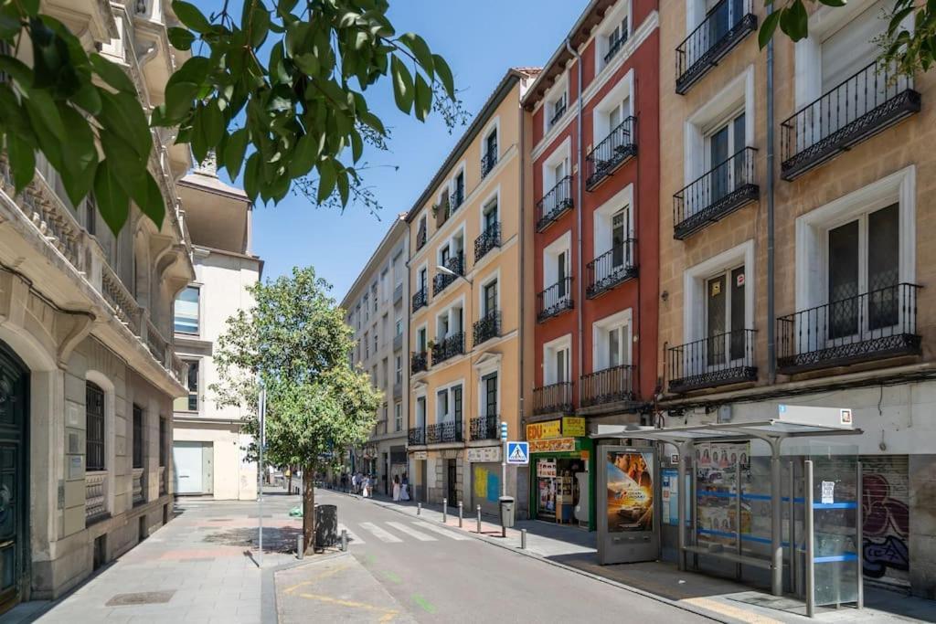 Apartment Chueca Hortaleza 12pax 5 Bedrooms 5 Baths *