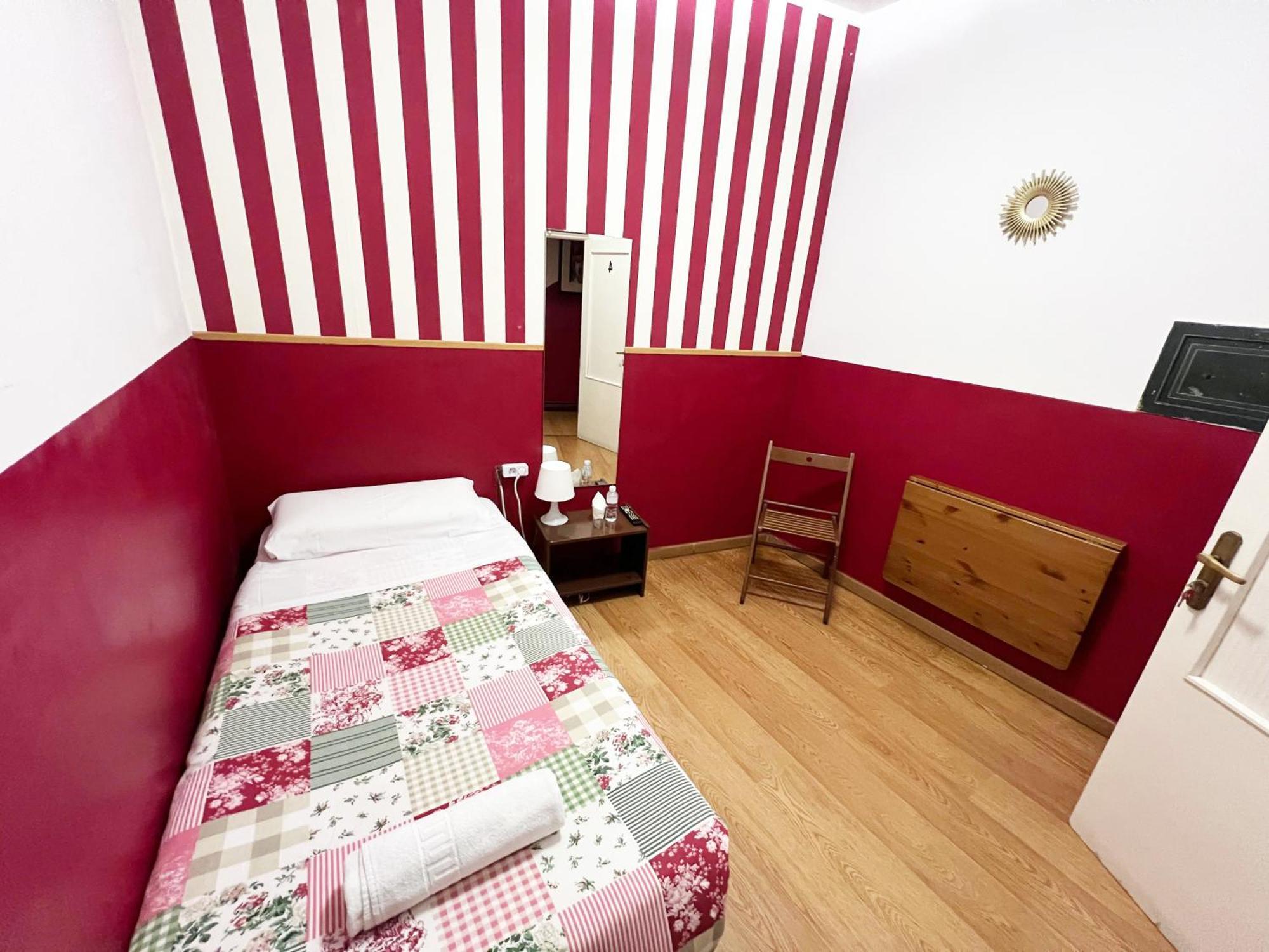 Guest house La Casa De La Plaza Madrid