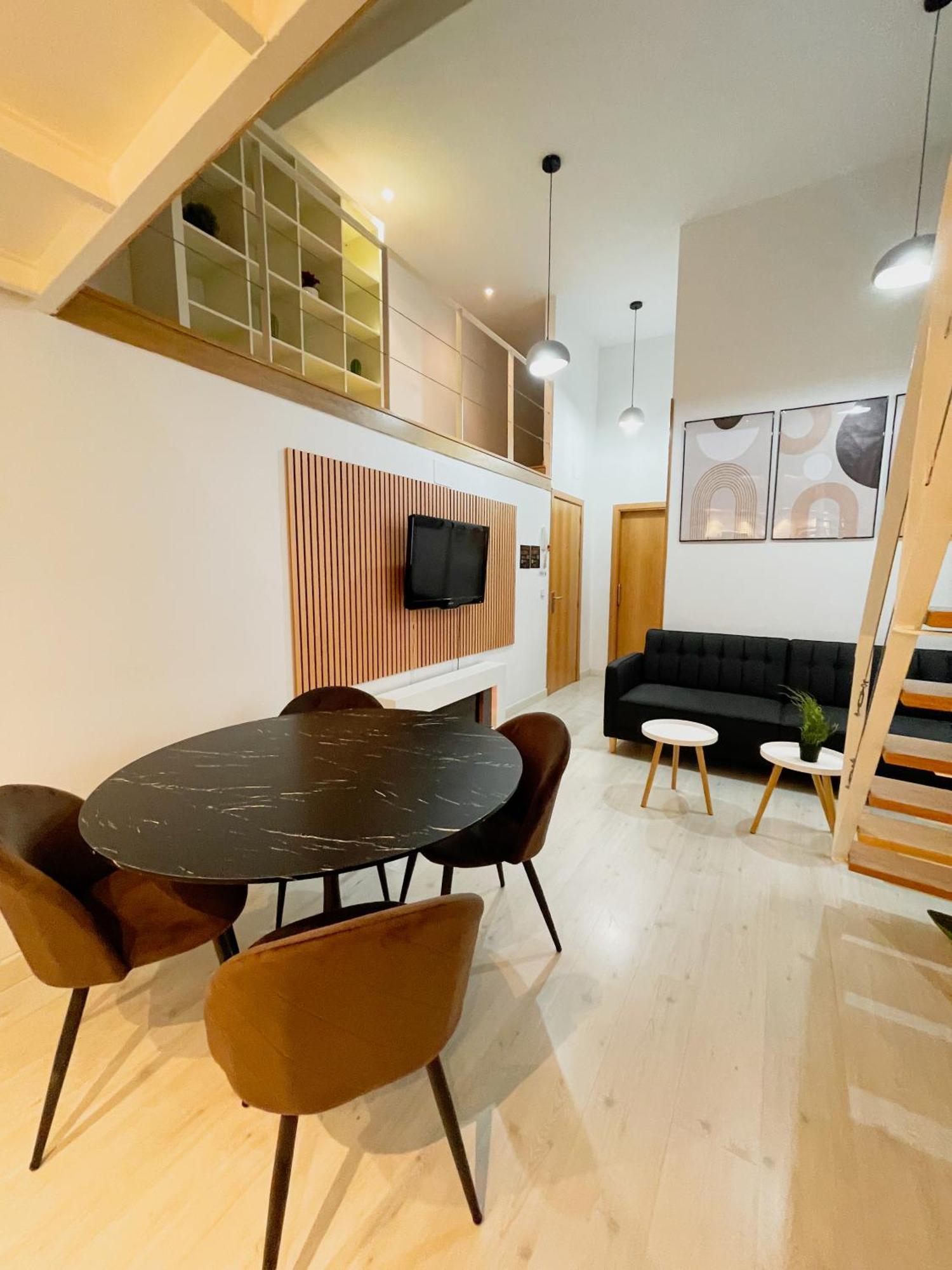 Apartment Carretas Duplex Interior *