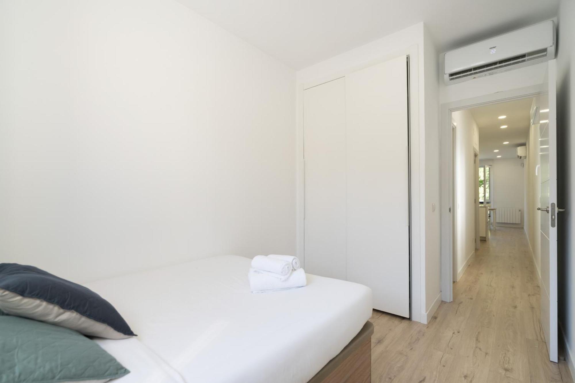 En La Avda De La Albufera Appartement Madrid