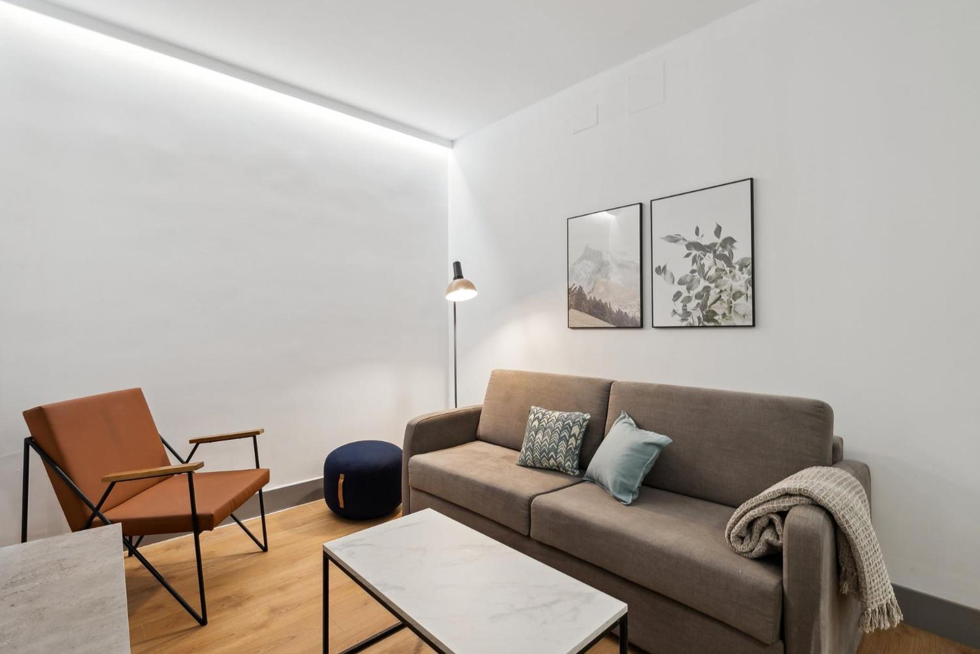 Limehome Calle De Santa Ana - Temporal Appartement *