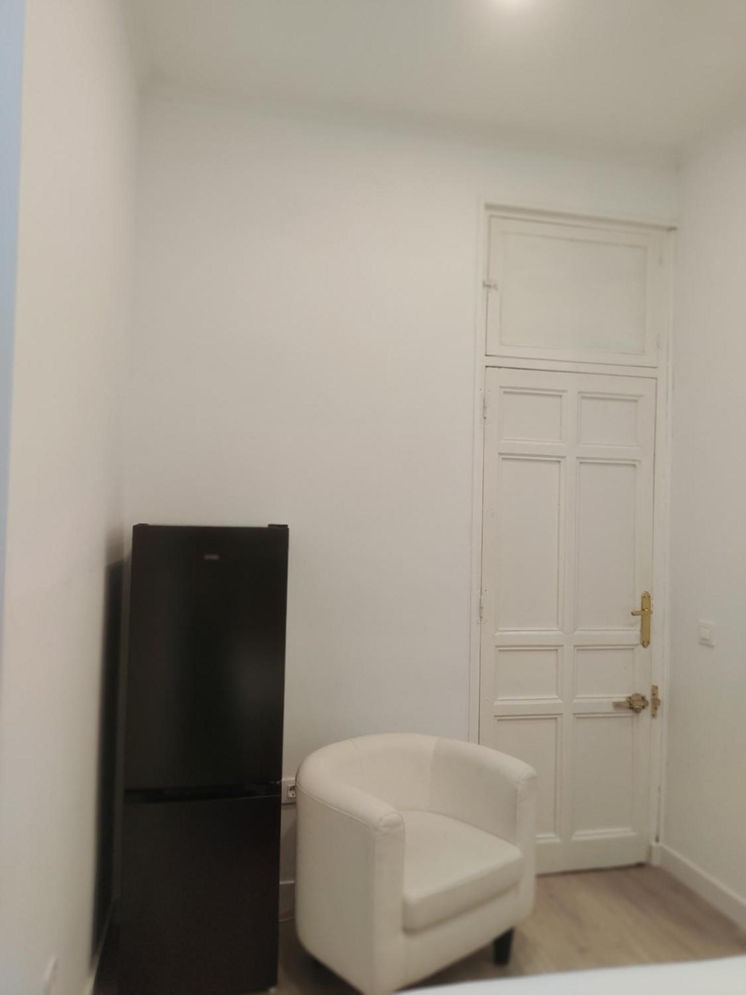 Grand Via House 3* Madri