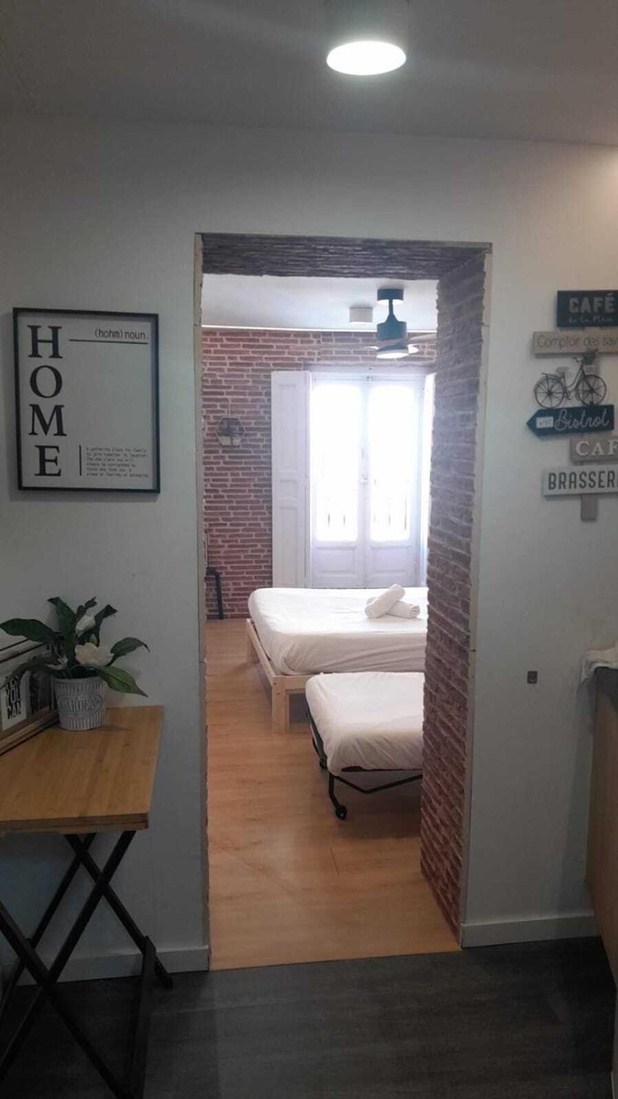 Preciados Apartment