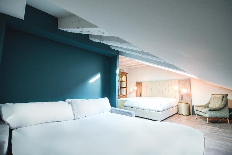 Hotel Icon Wipton 4*