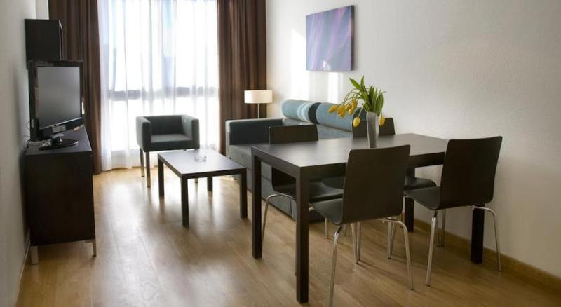 Apartahotel Compostela