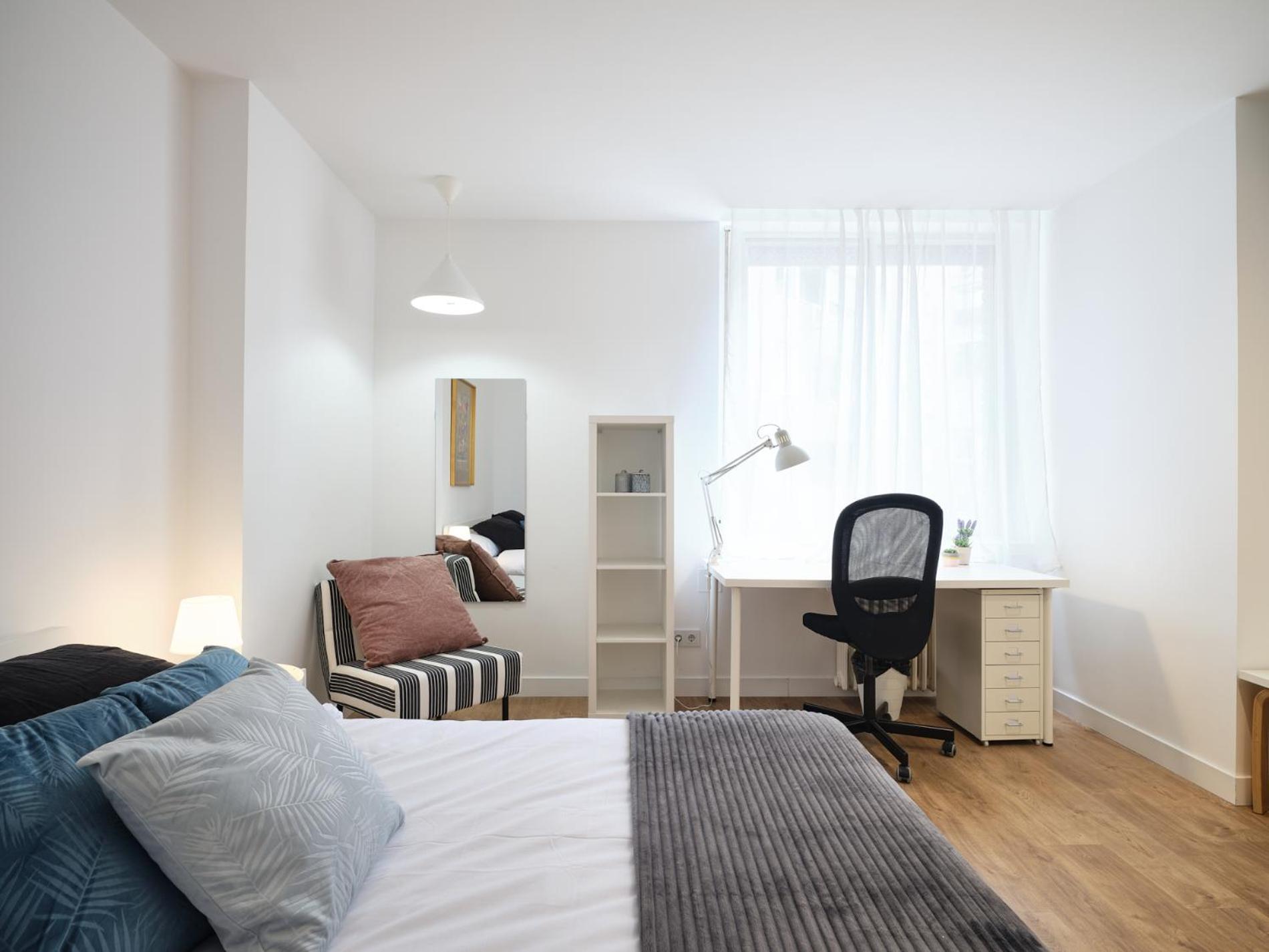 My City - Student In Moncloa Homestay Madrid