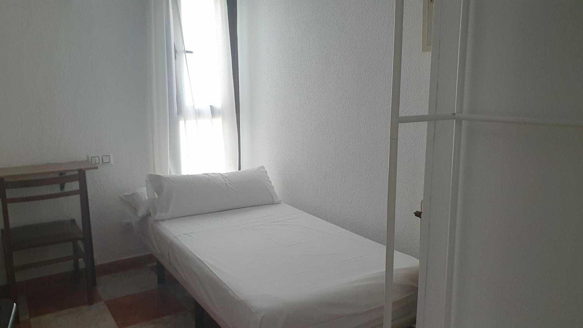 Affittacamere Fuencarral Kryse&breogan 2*