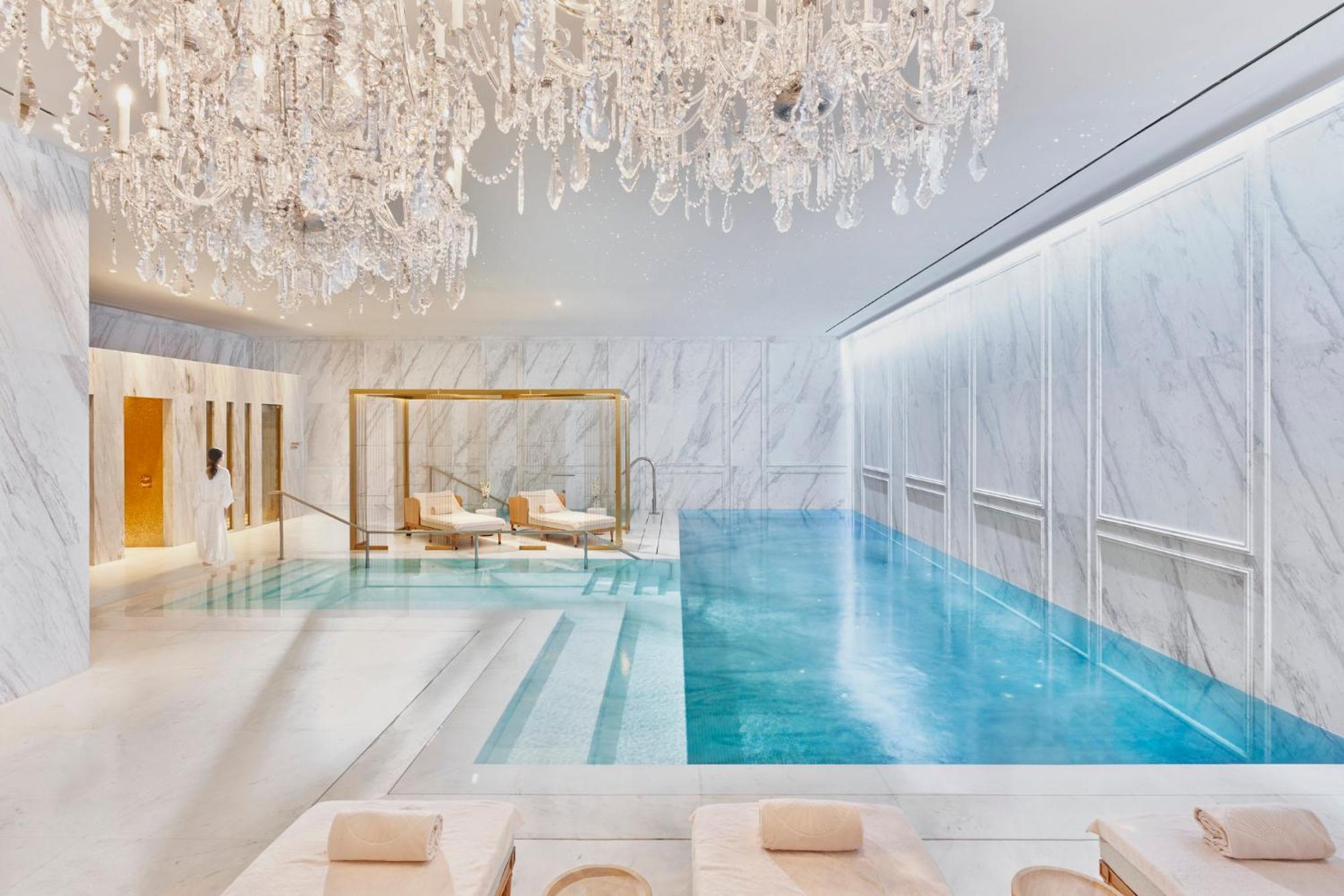 Mandarin Oriental Ritz, Hotel