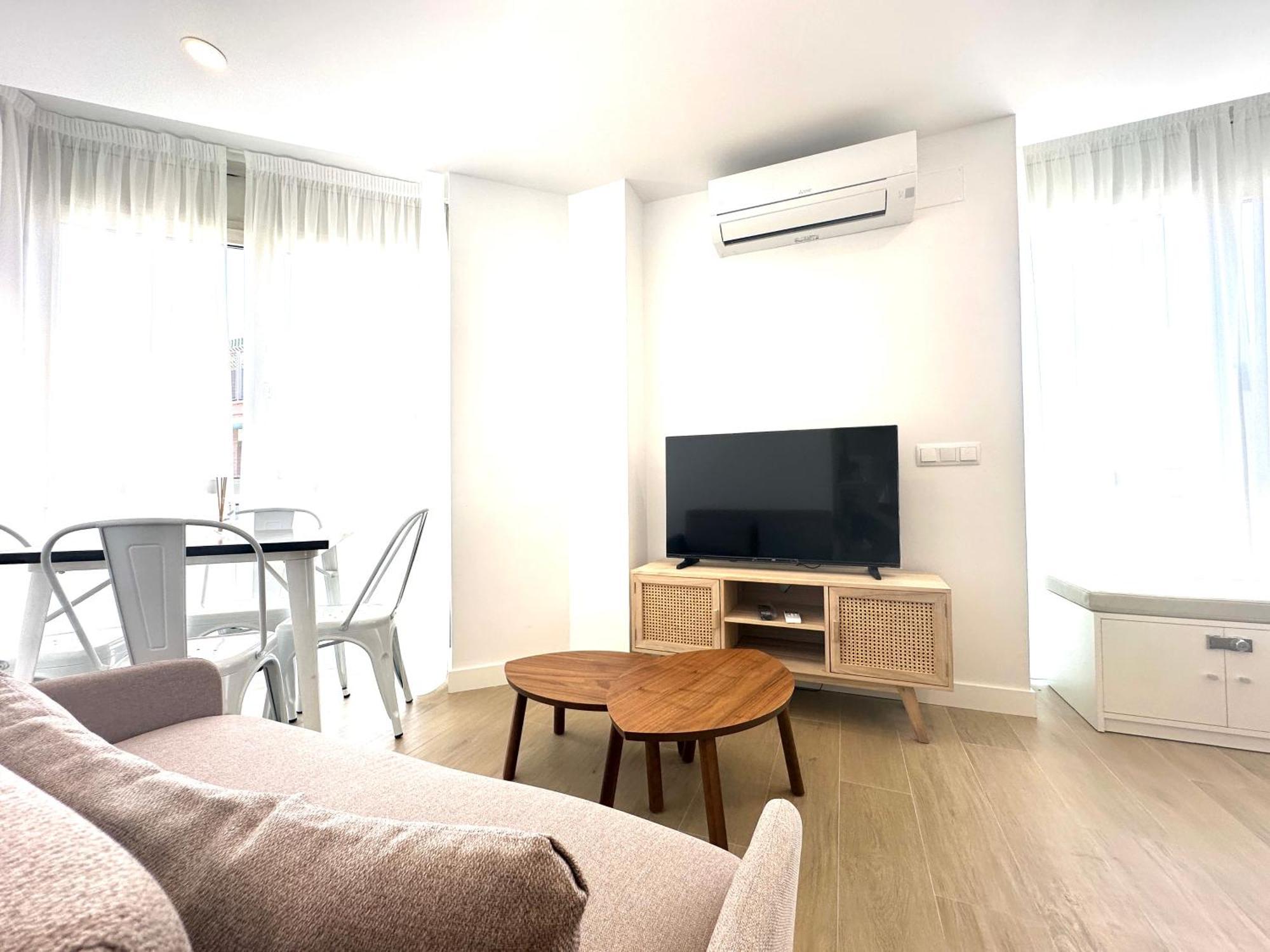 Apartment Andres Tamayo Av America Madrid