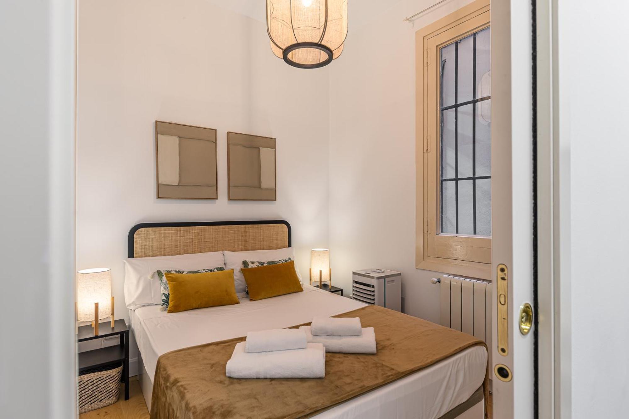 Queens Plaza Mayor Iii - Alquiler Corta Duracion Apartment Madrid