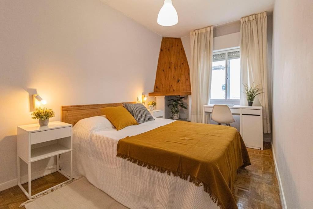 Apartamento Piso Con Terraza En Rio Madrid