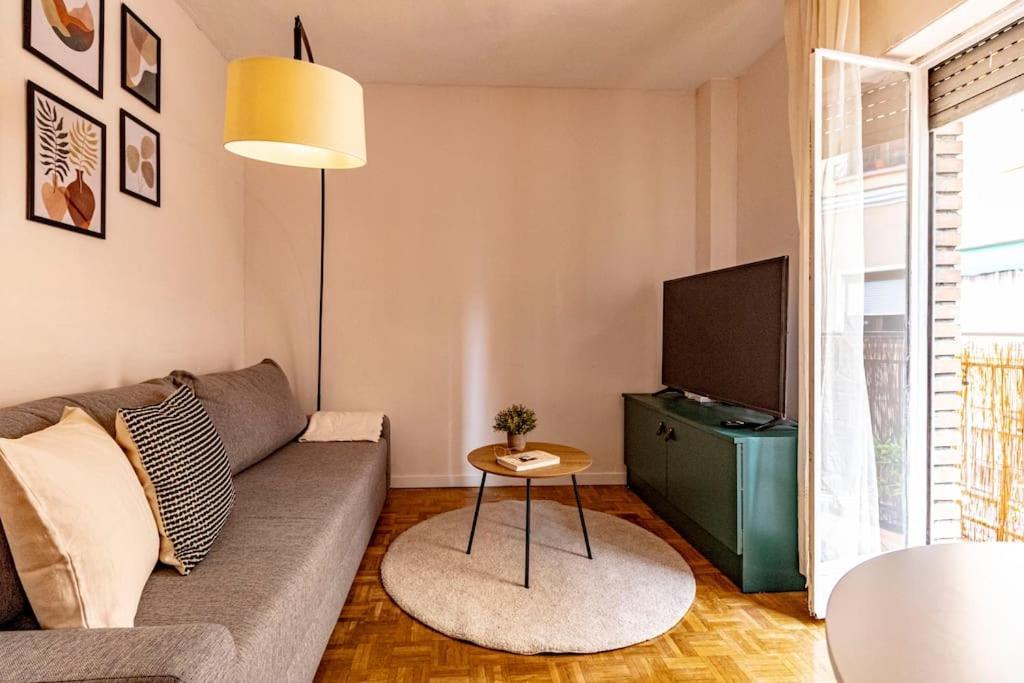 Apartamento Piso Con Terraza En Rio *