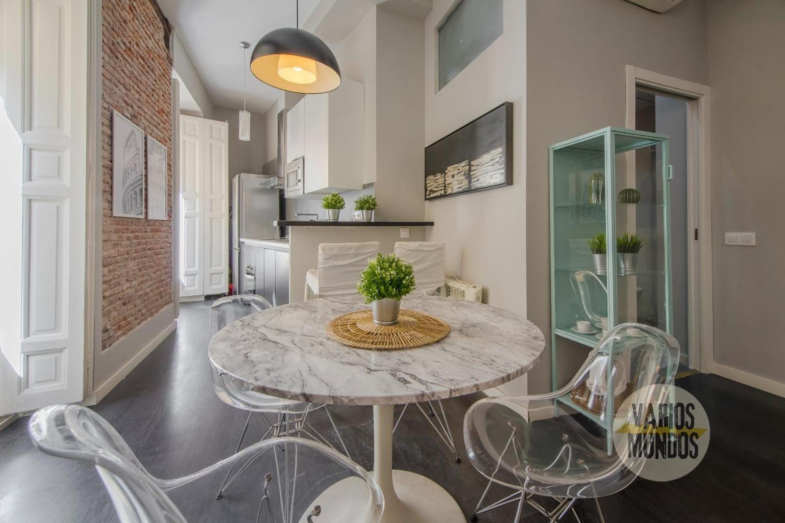 Great 6pax In The Heart Of Center Appartement *
