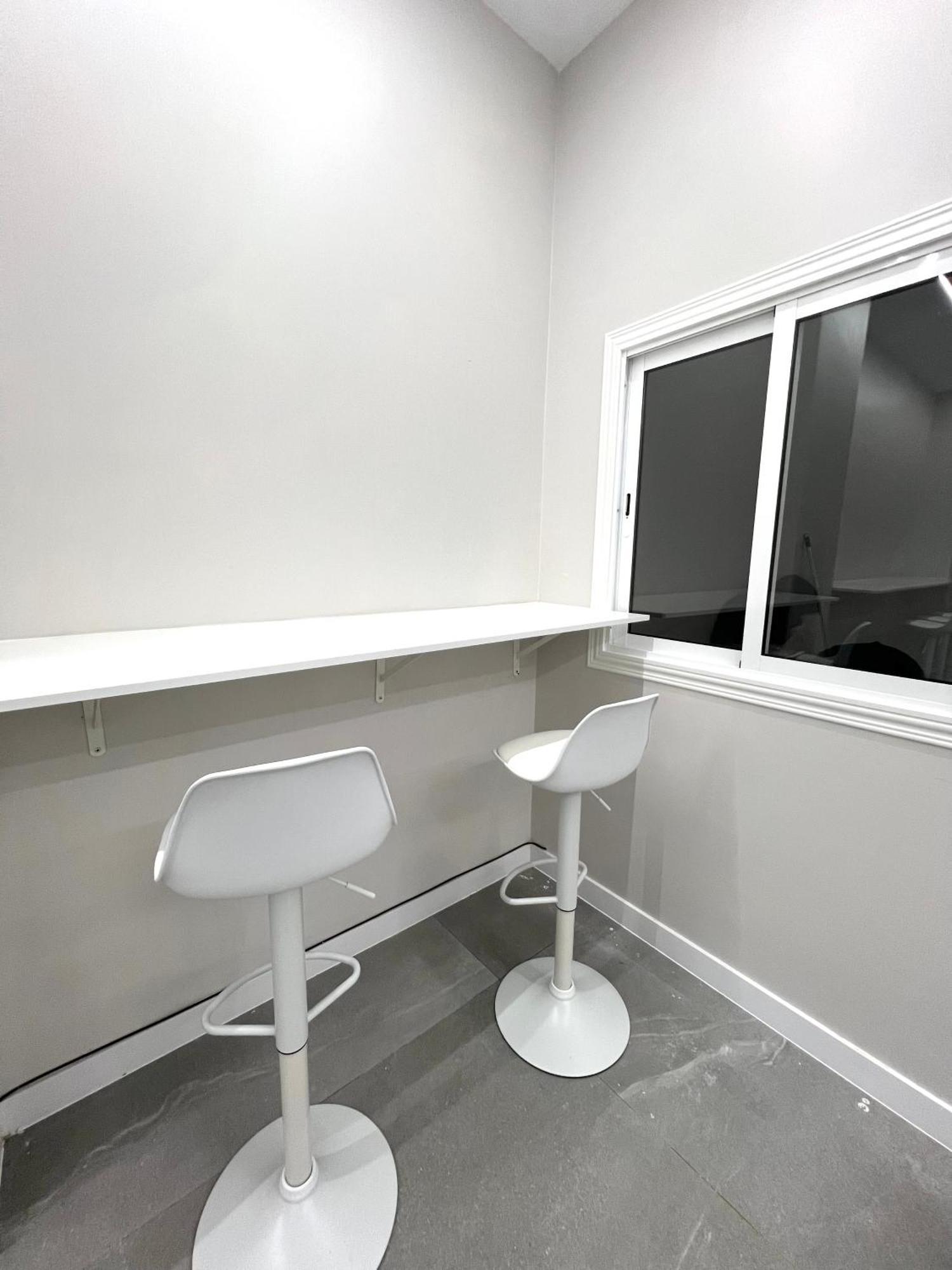 Napoles Hostel *