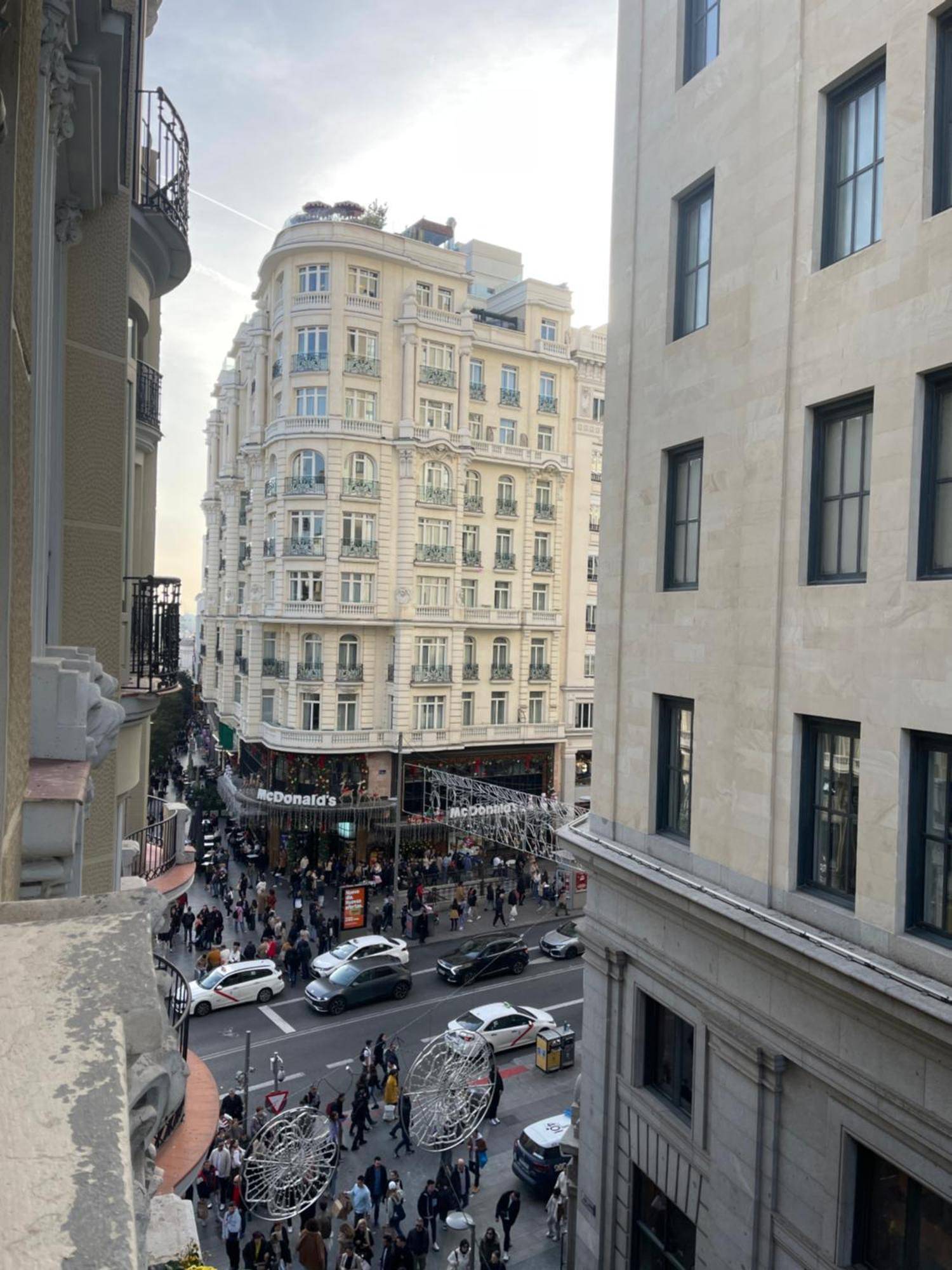Grand Via House 3* Madri