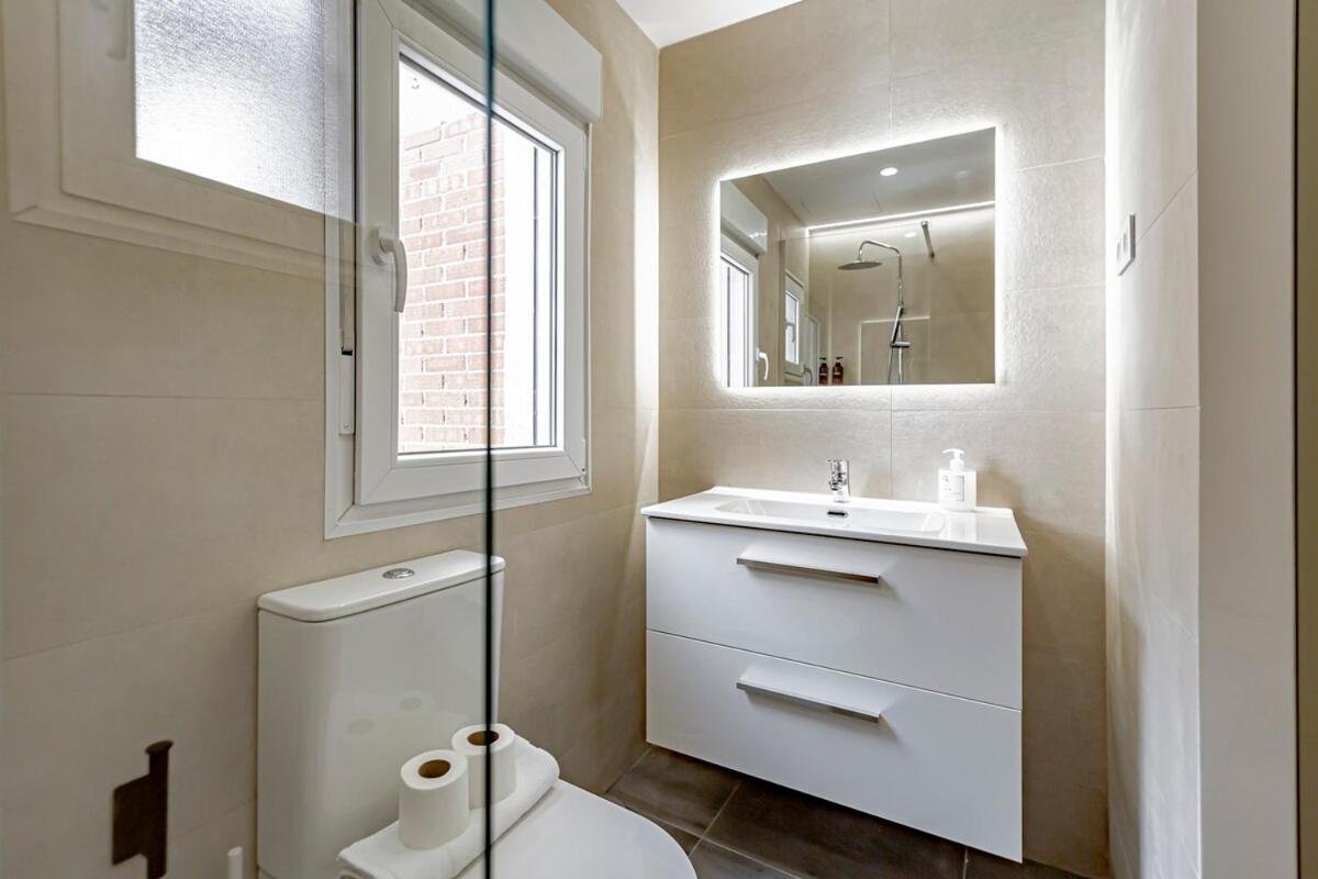 Campo Real Amazing New 6pax Appartamento Madrid