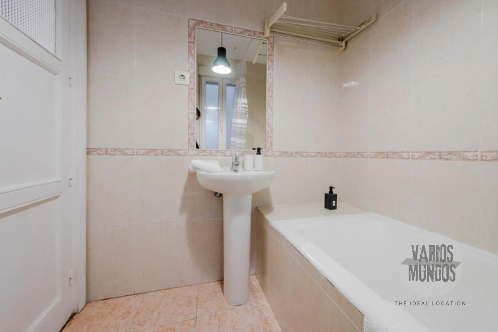 Vive Experiencia 7, En Santa Ana 6 Apartamento