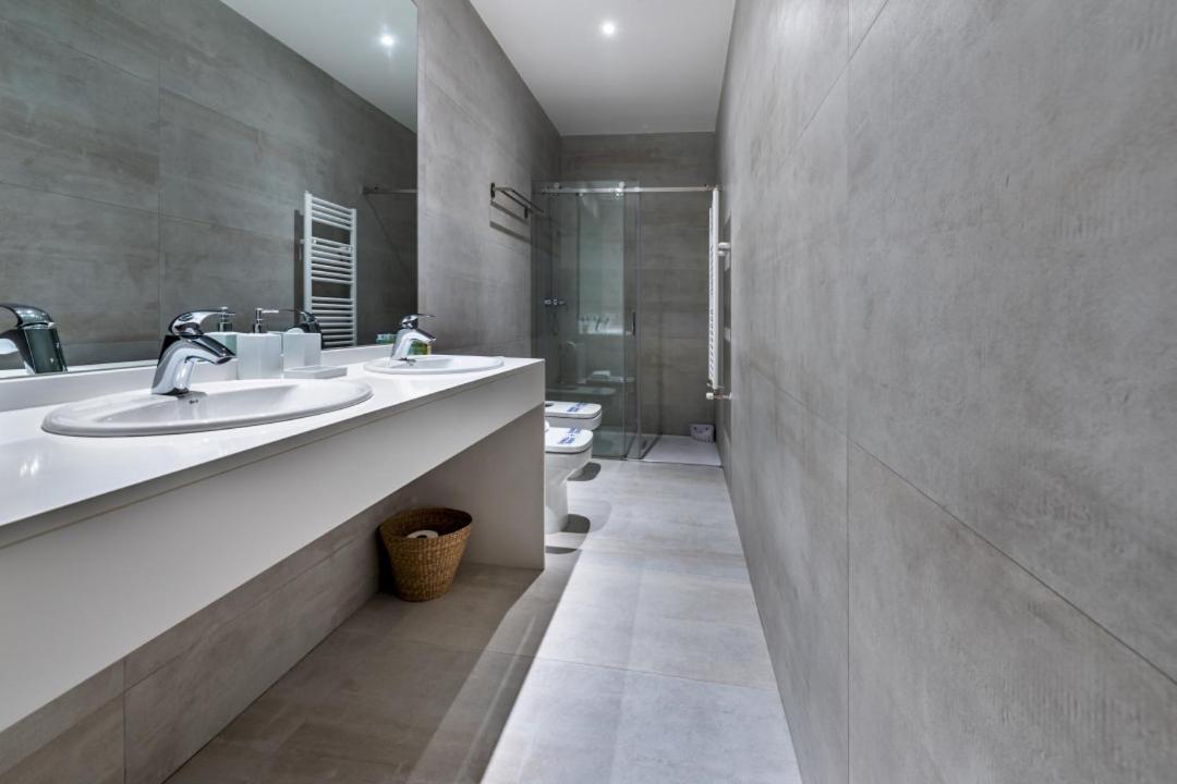 4 Bedrooms 2 Bathrooms Furnished - Salamanca - Luxurious - Mintystay Appartamento Madrid