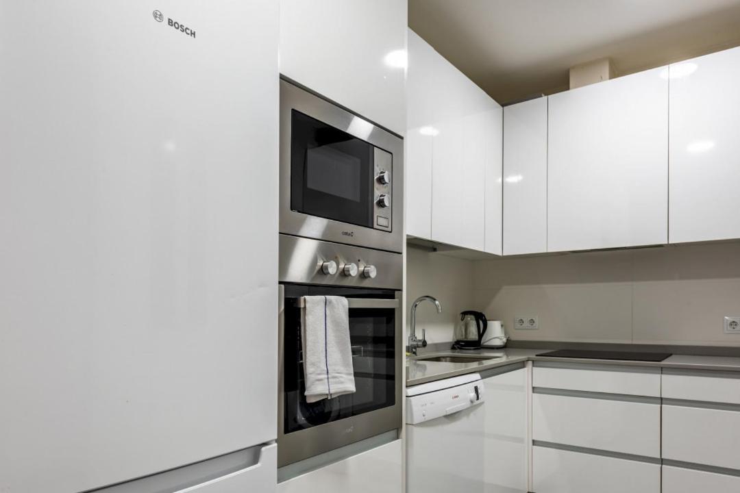 4 Bedrooms 2 Bathrooms Furnished - Salamanca - Luxurious - Mintystay Appartamento Madrid