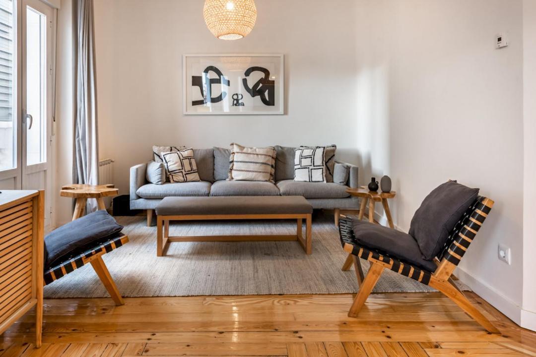 4 Bedrooms 2 Bathrooms Furnished - Salamanca - Luxurious - Mintystay *