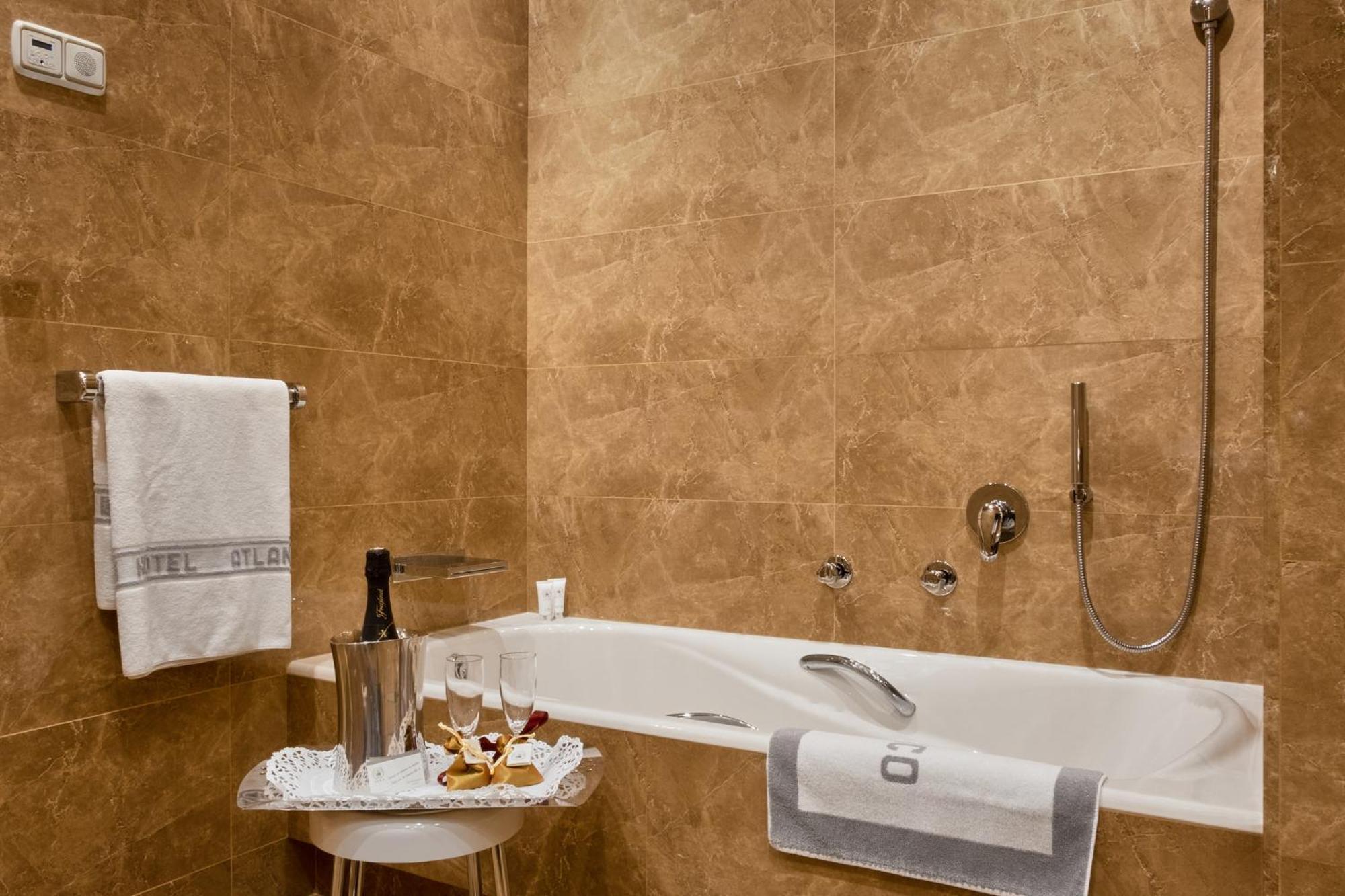 Hotel Atlantico Madri