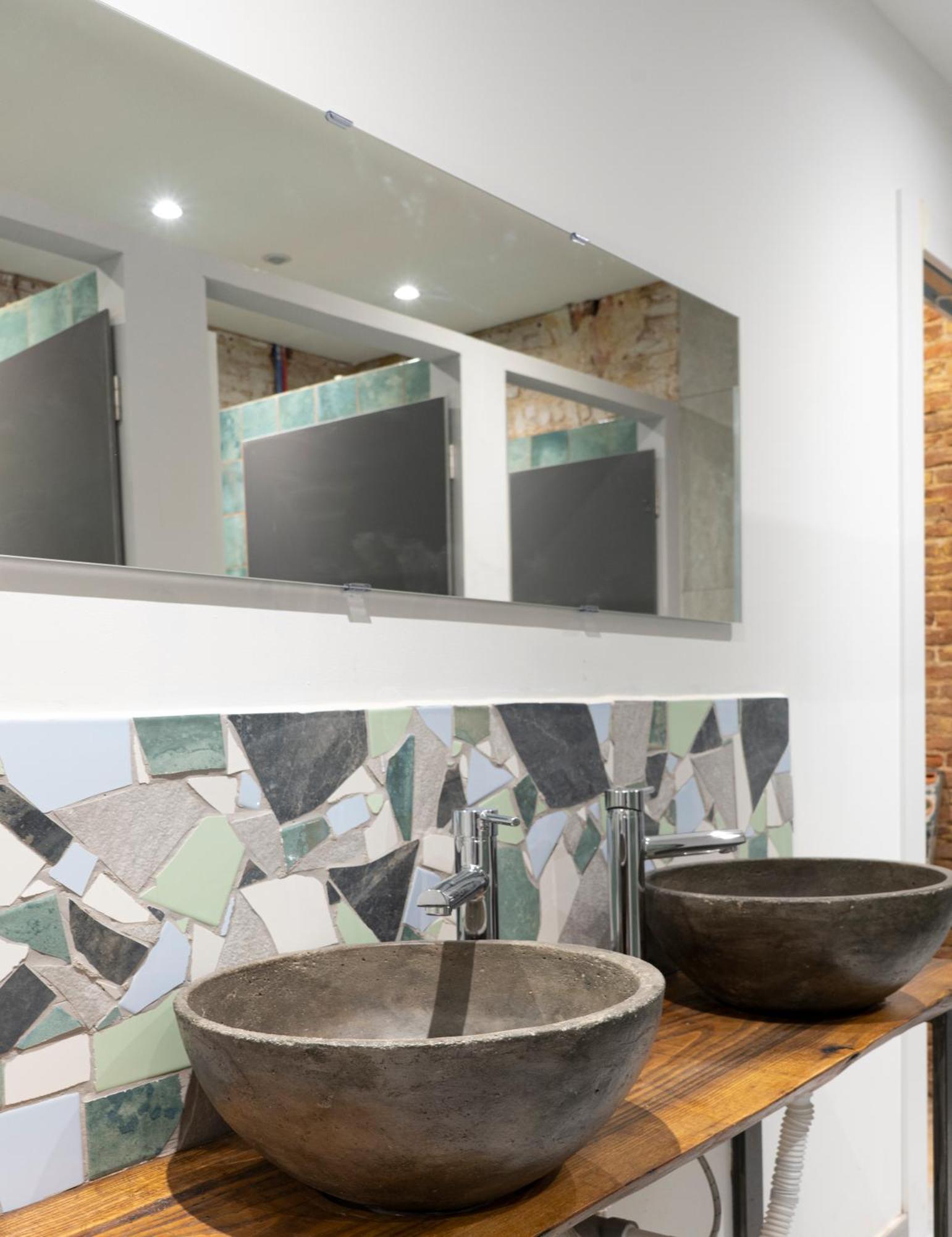 Hostal Xolo Host