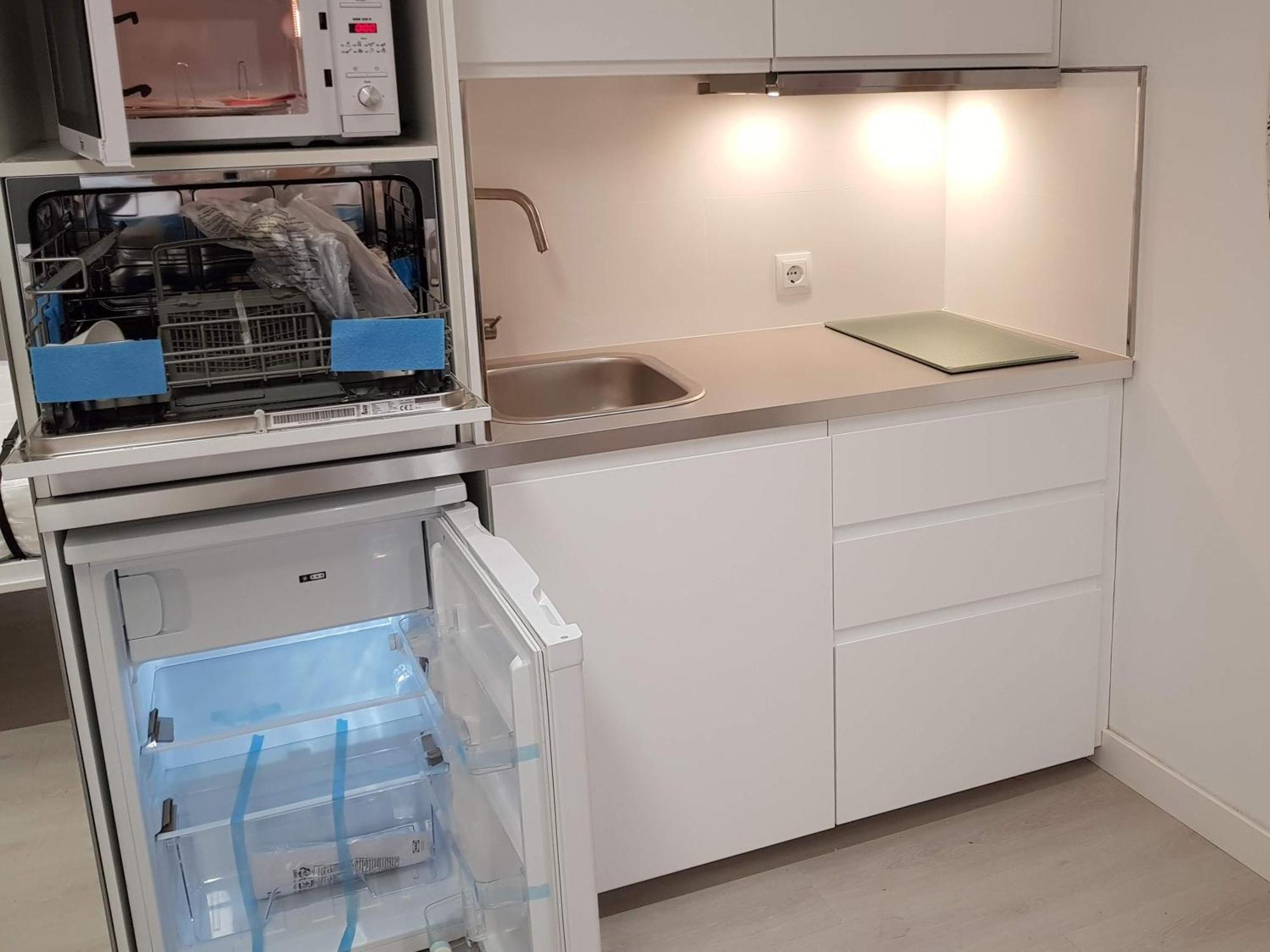 Centrico Y Muy Tanquilo Junto A Plaza De Espana Apartamento Madri