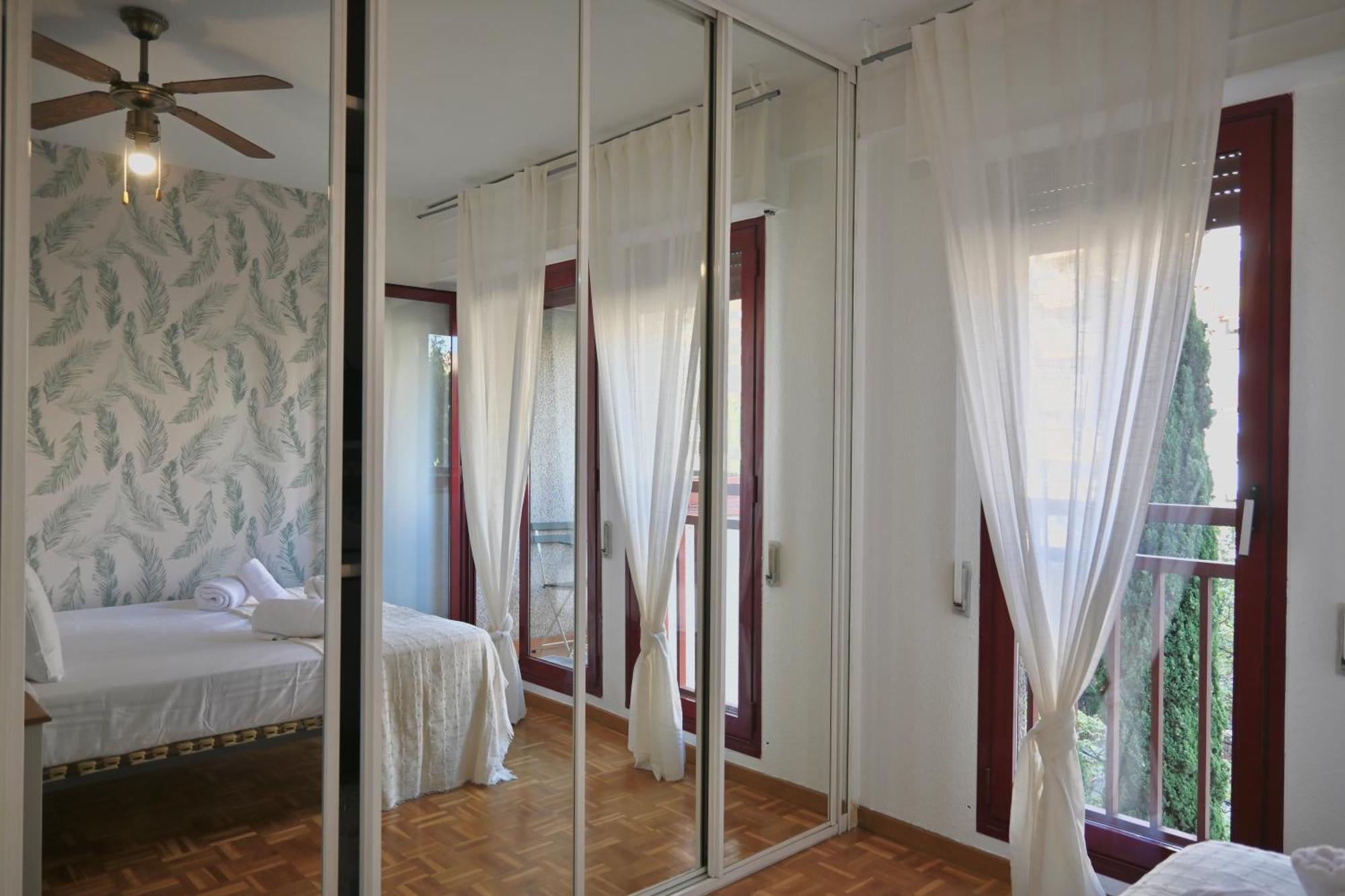 Apartment For Luminoso Y Practico Temporal En El Barrio Del Pilar Hrl5 *