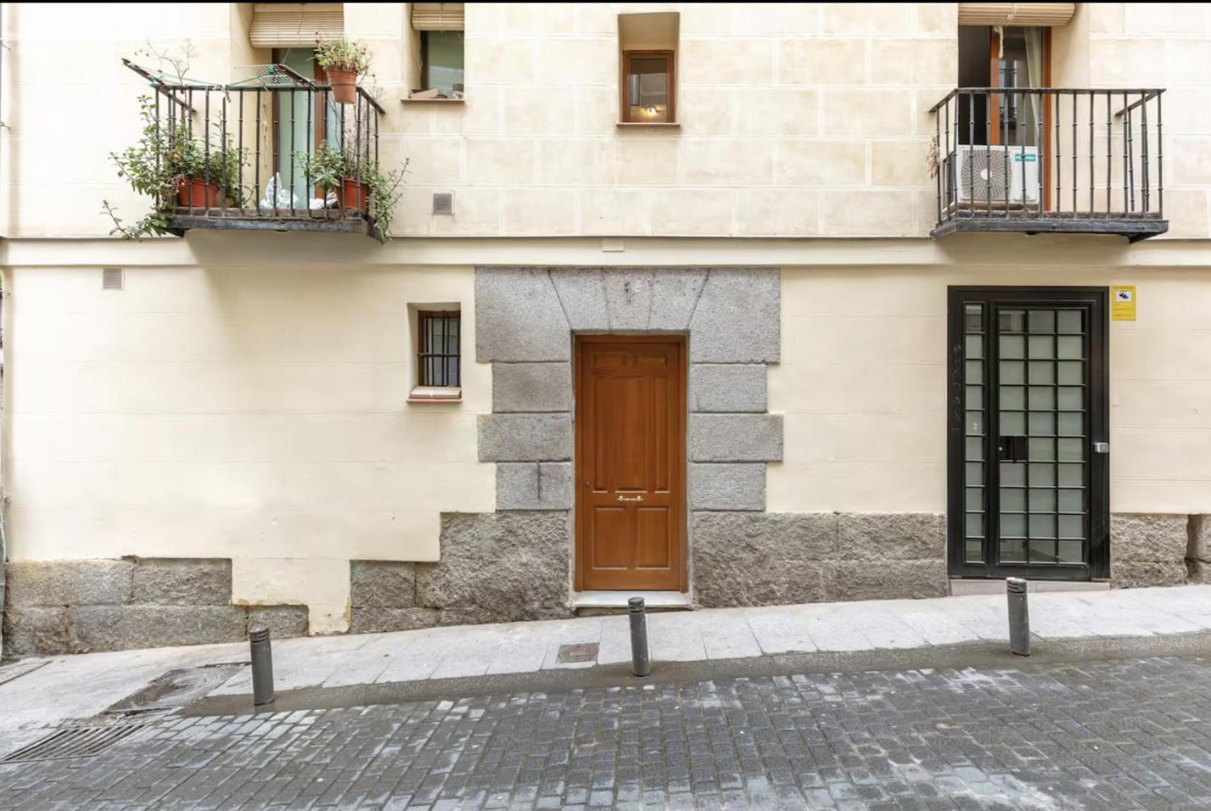 2 Bedrooms 1 Bathroom Furnished - Letras - Bright - Mintystay * Madri