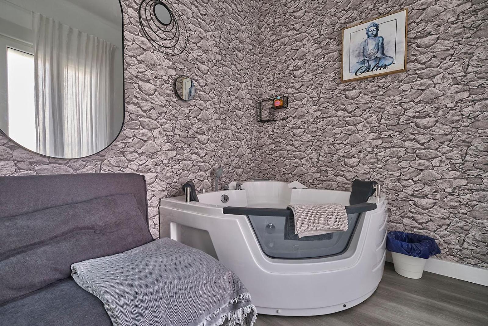 Appartamento Centricos Con Banera Jacuzzi Hidromasaje Romantico