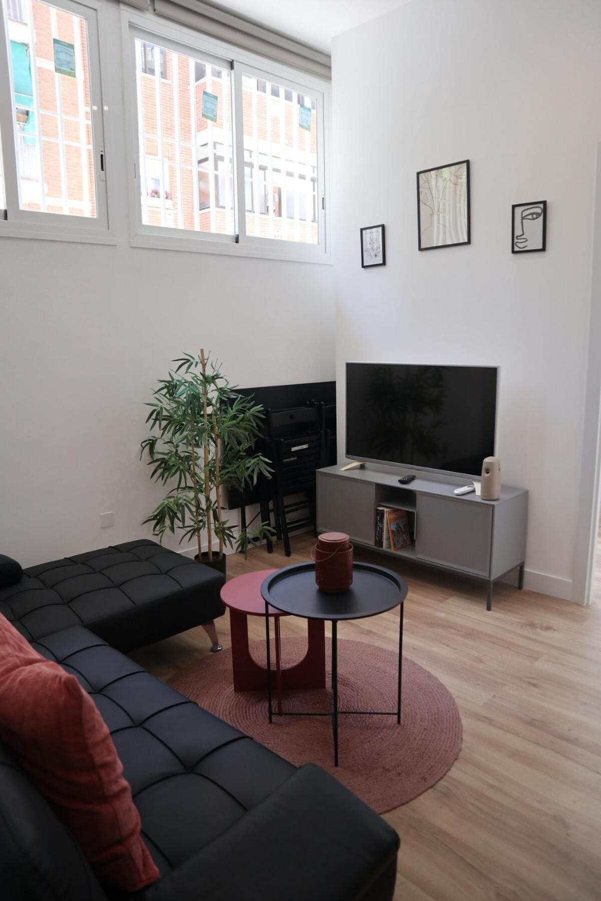 Appartement In B2 Madrid