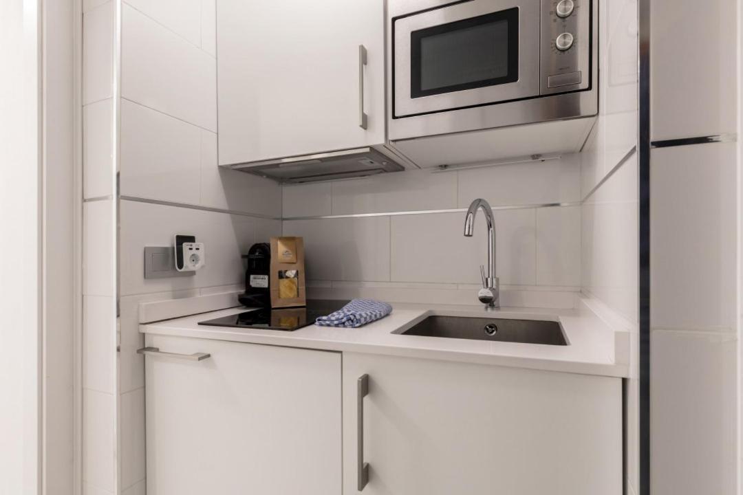 1 Bedroom 1 Bathroom Furnished - Recoletos - Modern Functional - Mintystay Apartamento *
